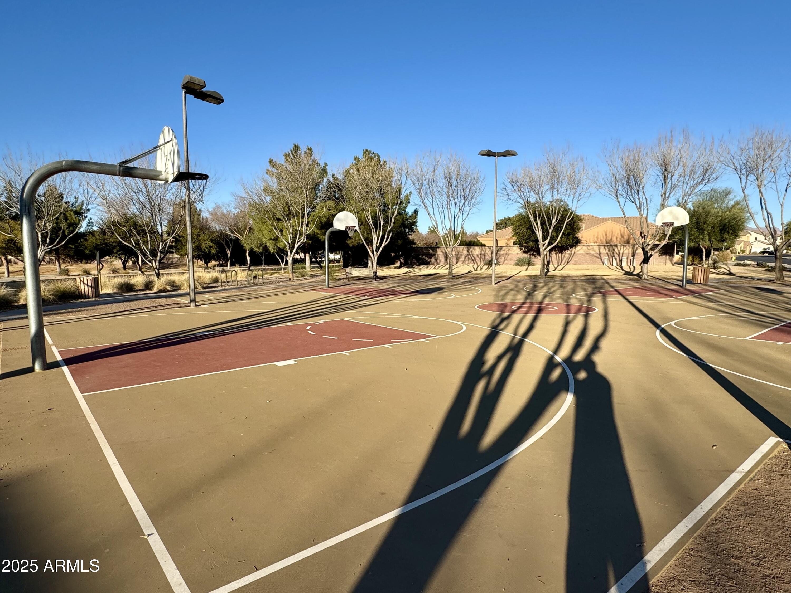 11105 E QUINTANA Avenue