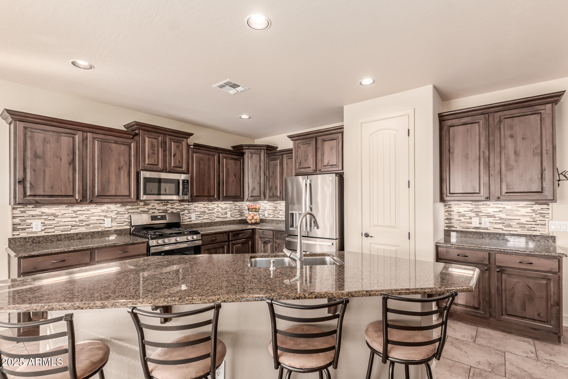 11105 E QUINTANA Avenue