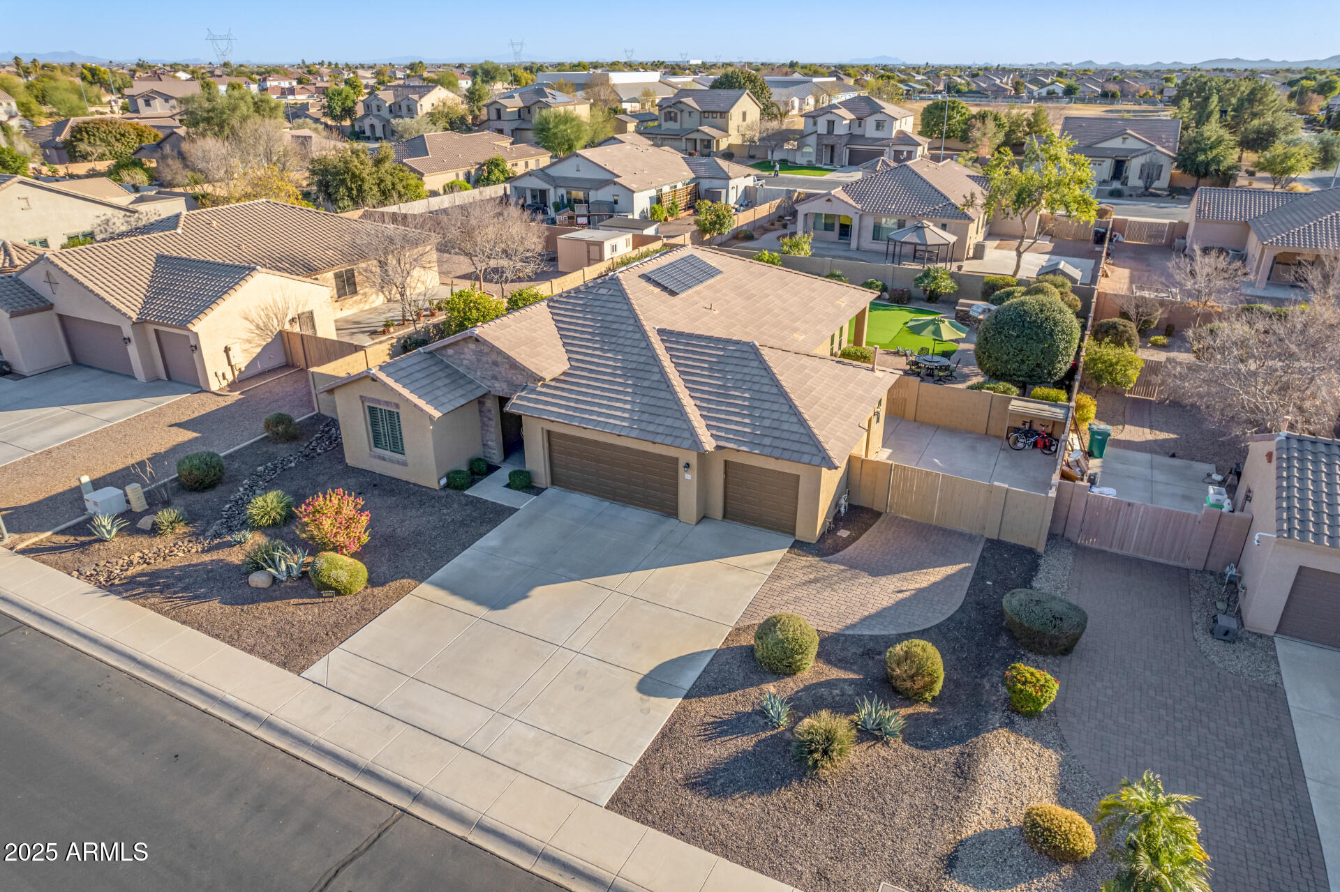 11105 E QUINTANA Avenue