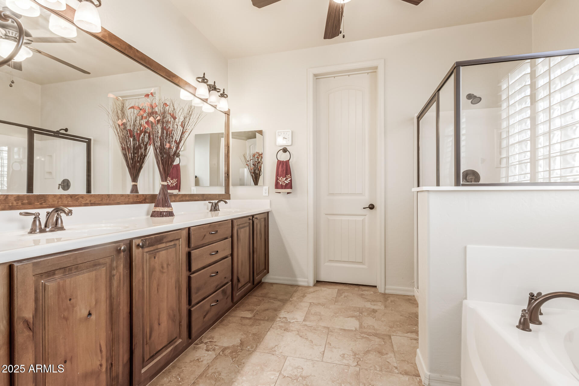 11105 E QUINTANA Avenue