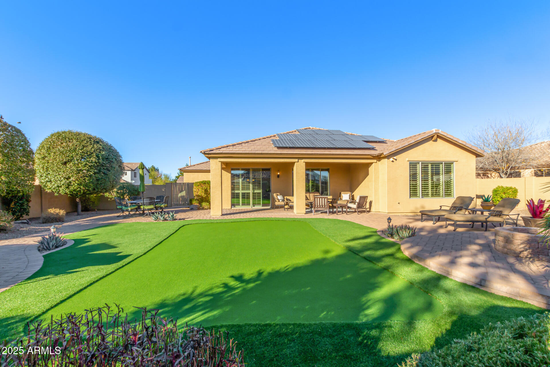 11105 E QUINTANA Avenue