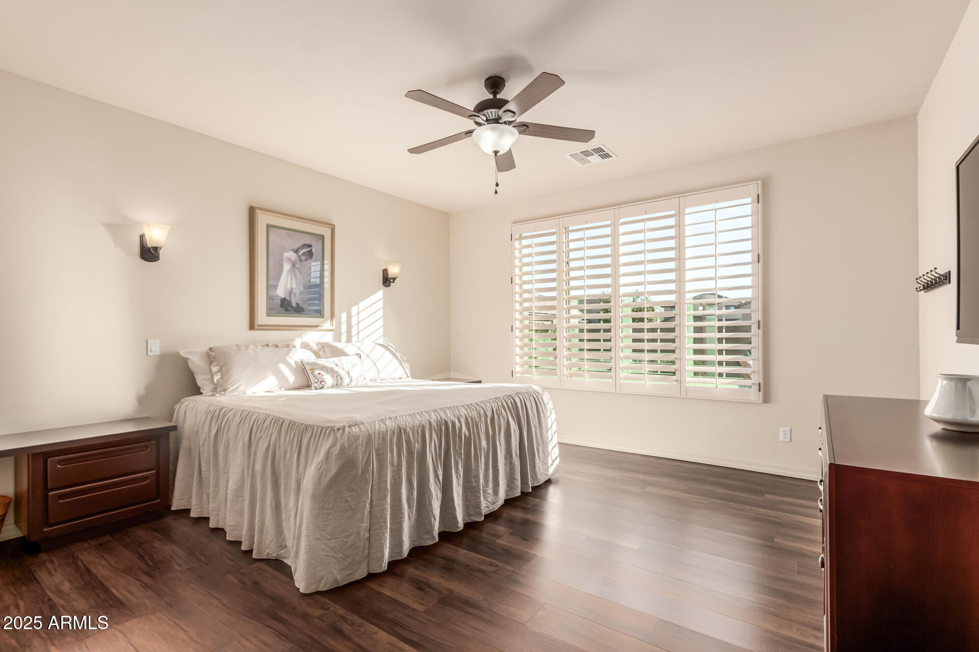 11105 E QUINTANA Avenue