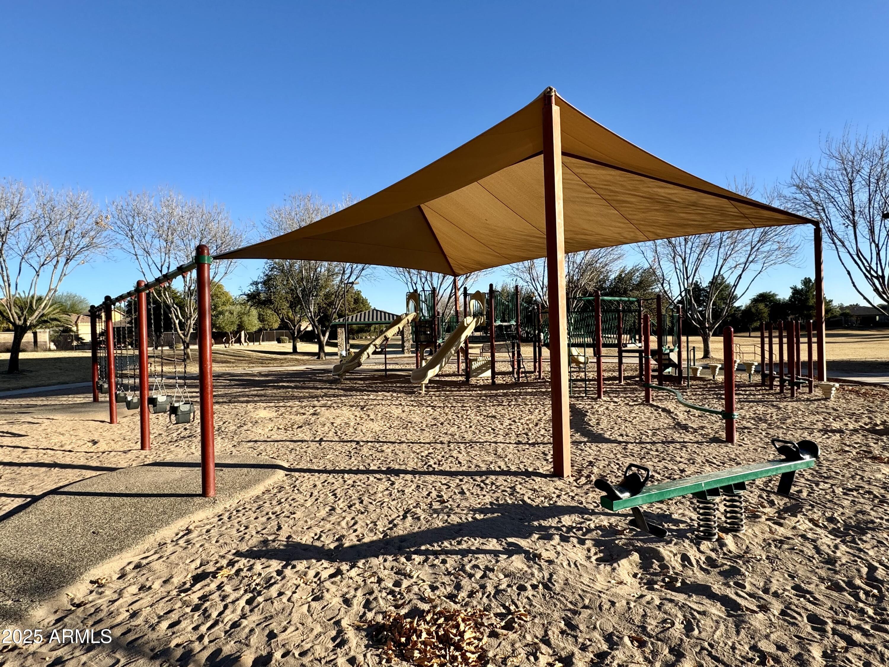 11105 E QUINTANA Avenue