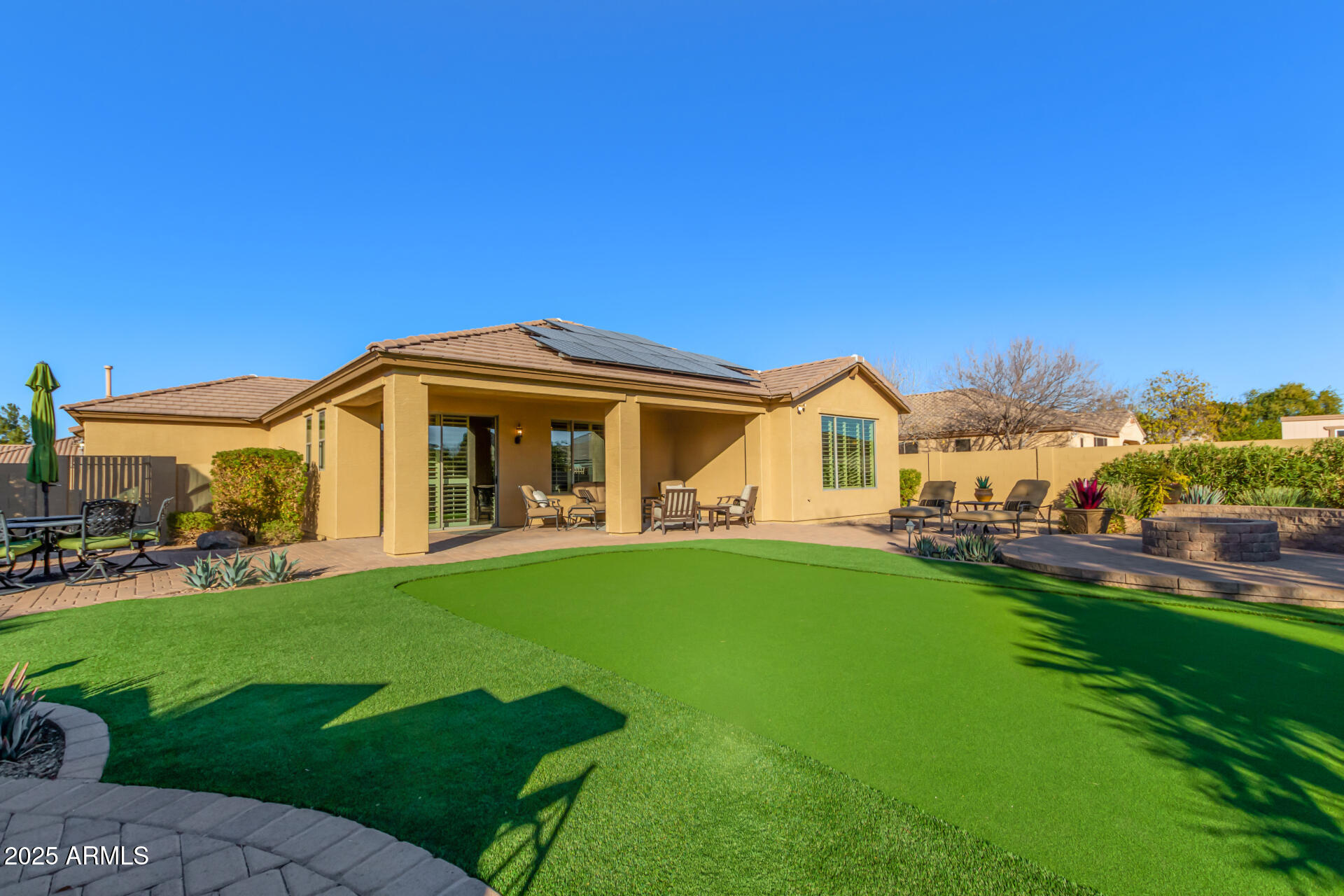 11105 E QUINTANA Avenue