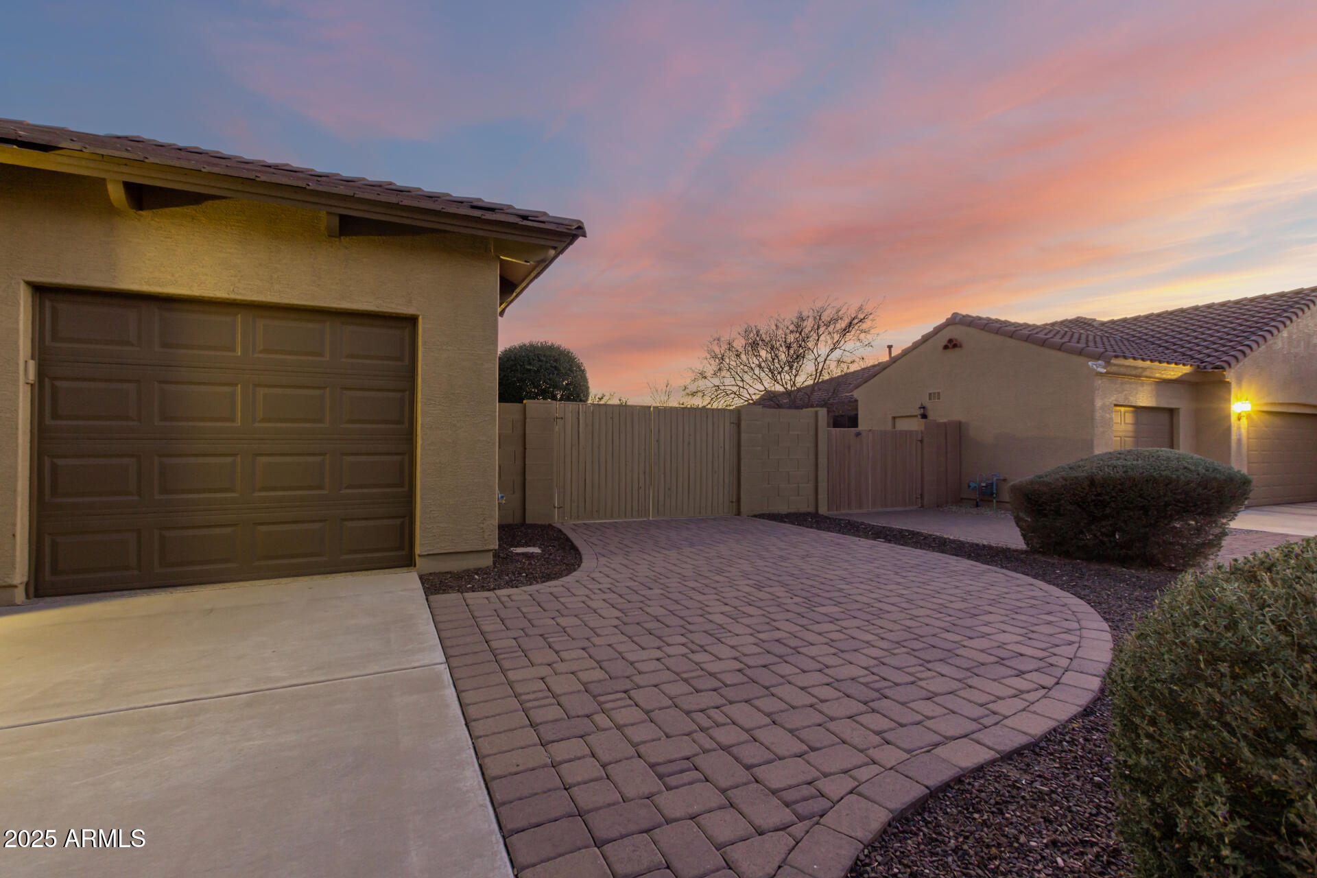 11105 E QUINTANA Avenue