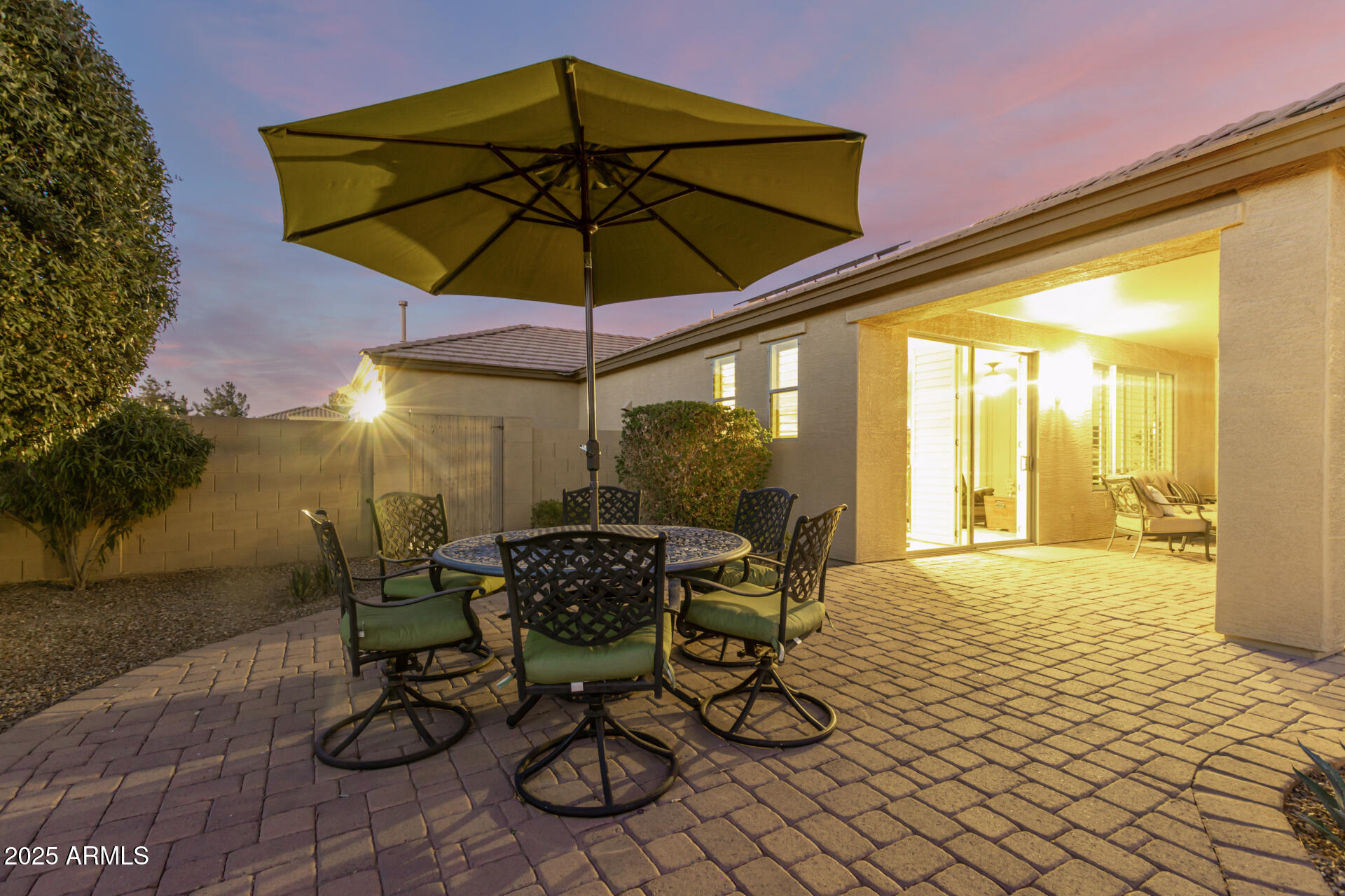 11105 E QUINTANA Avenue