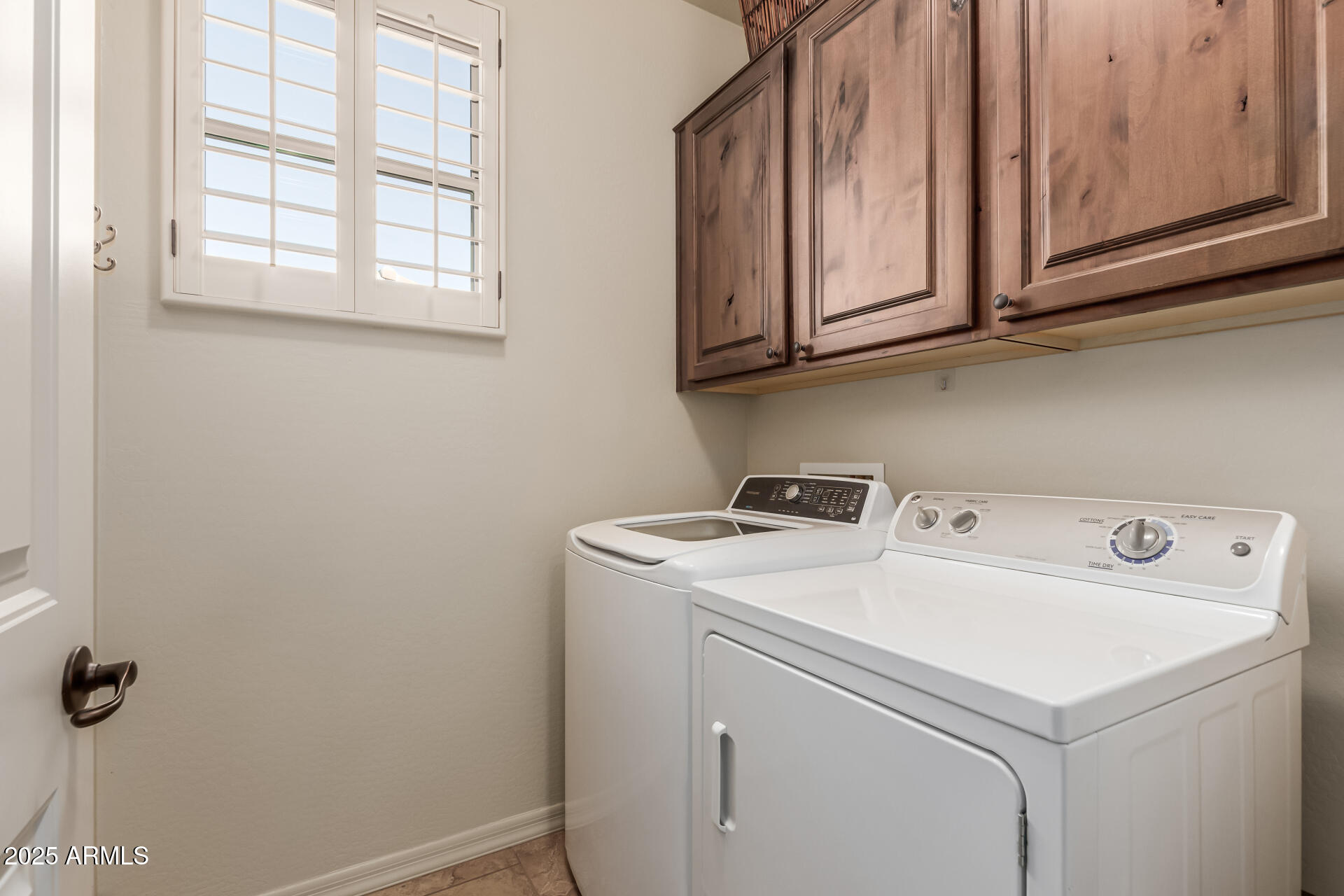 11105 E QUINTANA Avenue