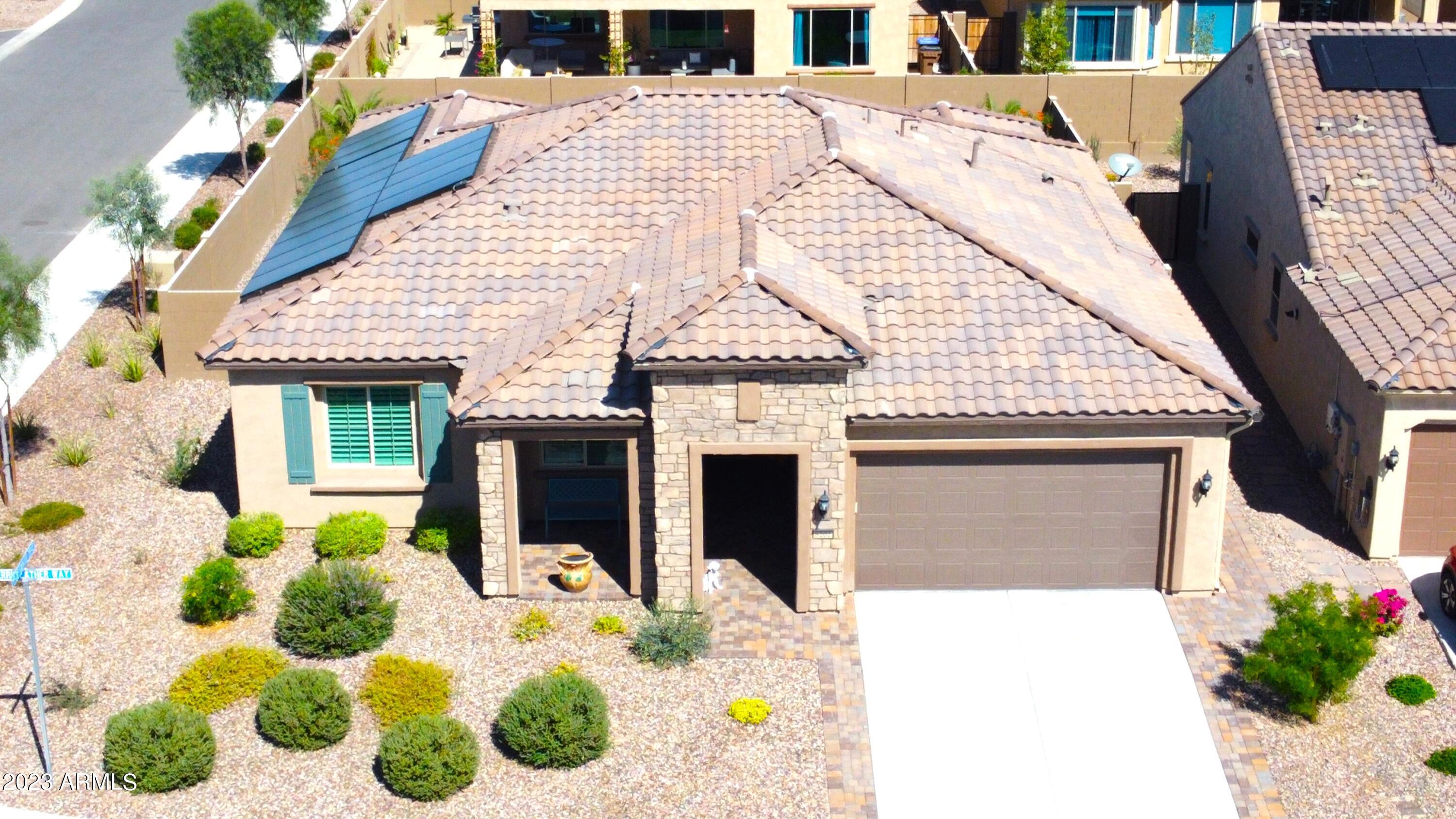 8202 W MERRIWEATHER Way