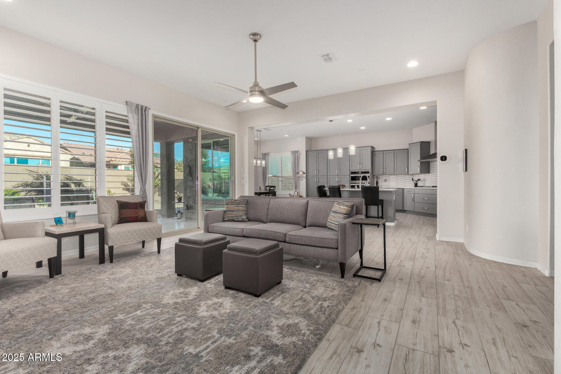 8202 W MERRIWEATHER Way