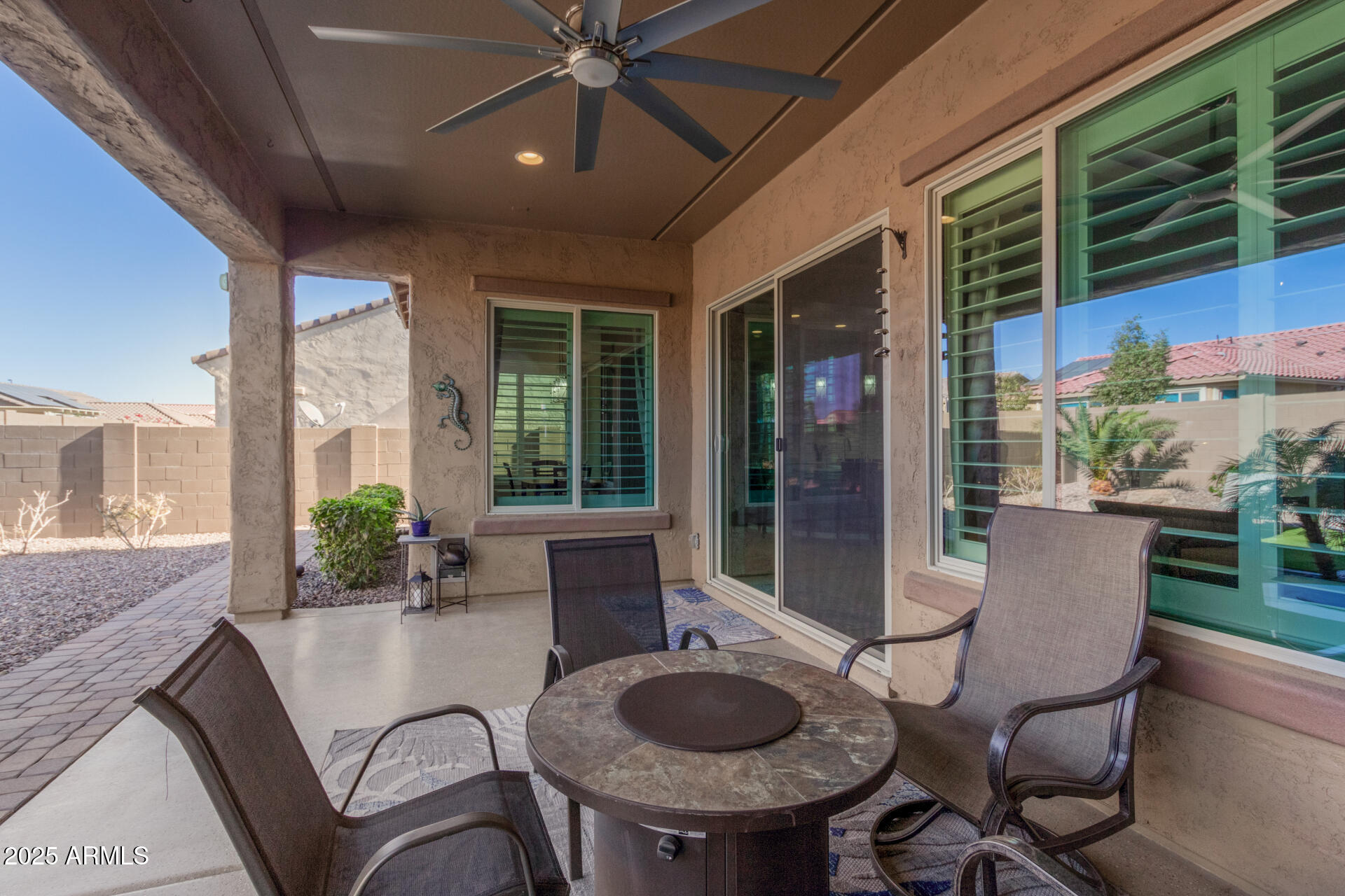 8202 W MERRIWEATHER Way