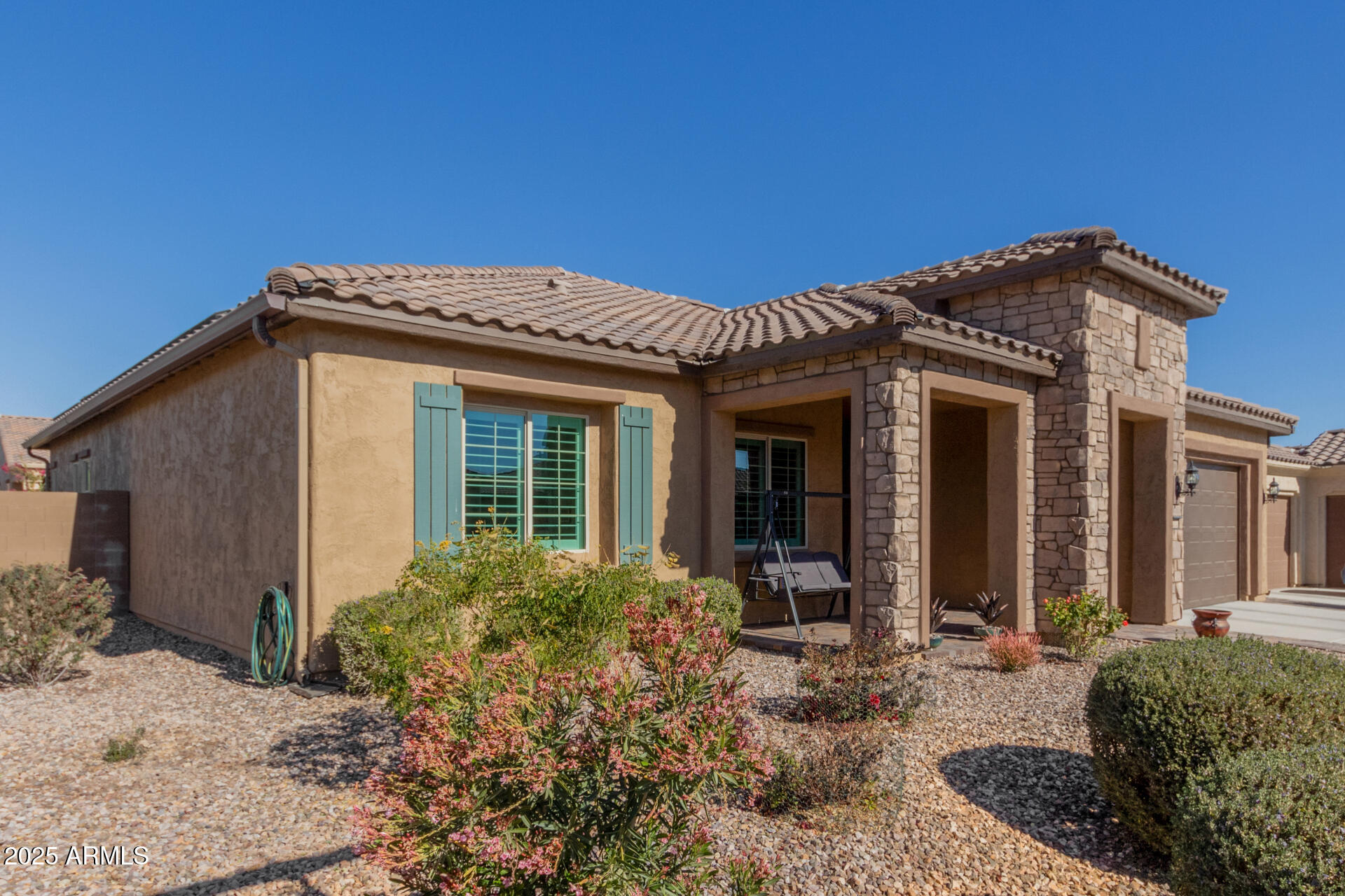 8202 W MERRIWEATHER Way