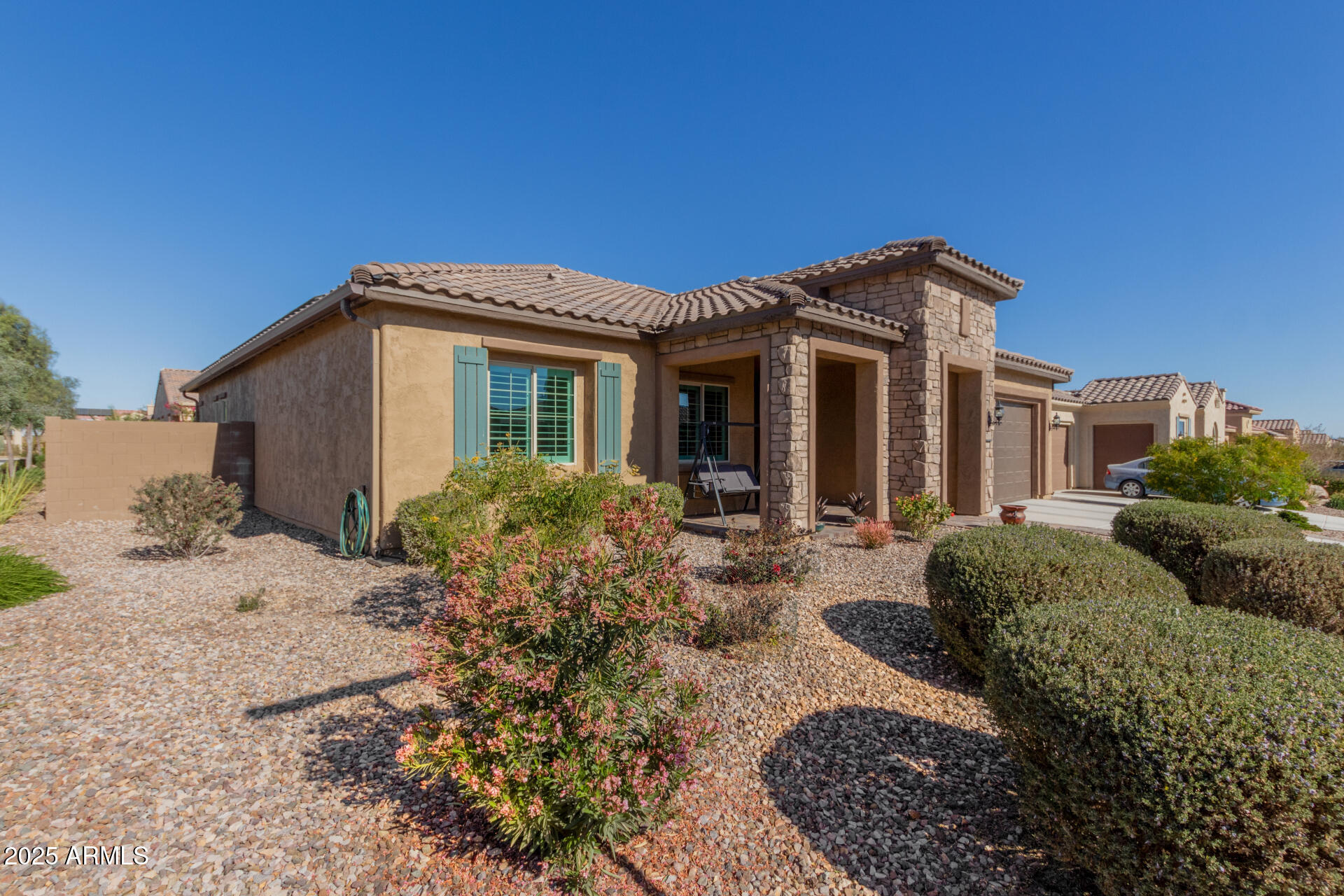 8202 W MERRIWEATHER Way