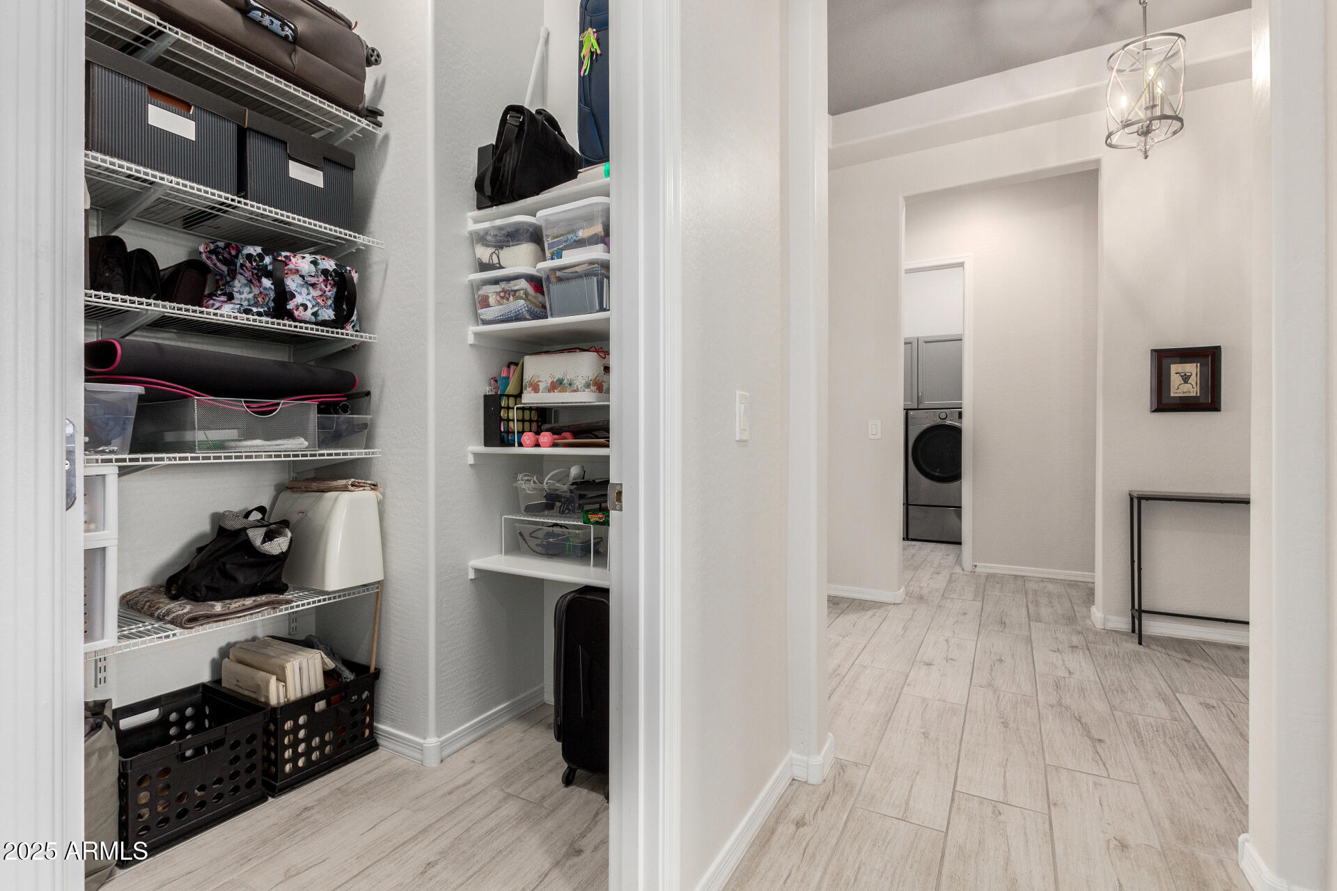 8202 W MERRIWEATHER Way