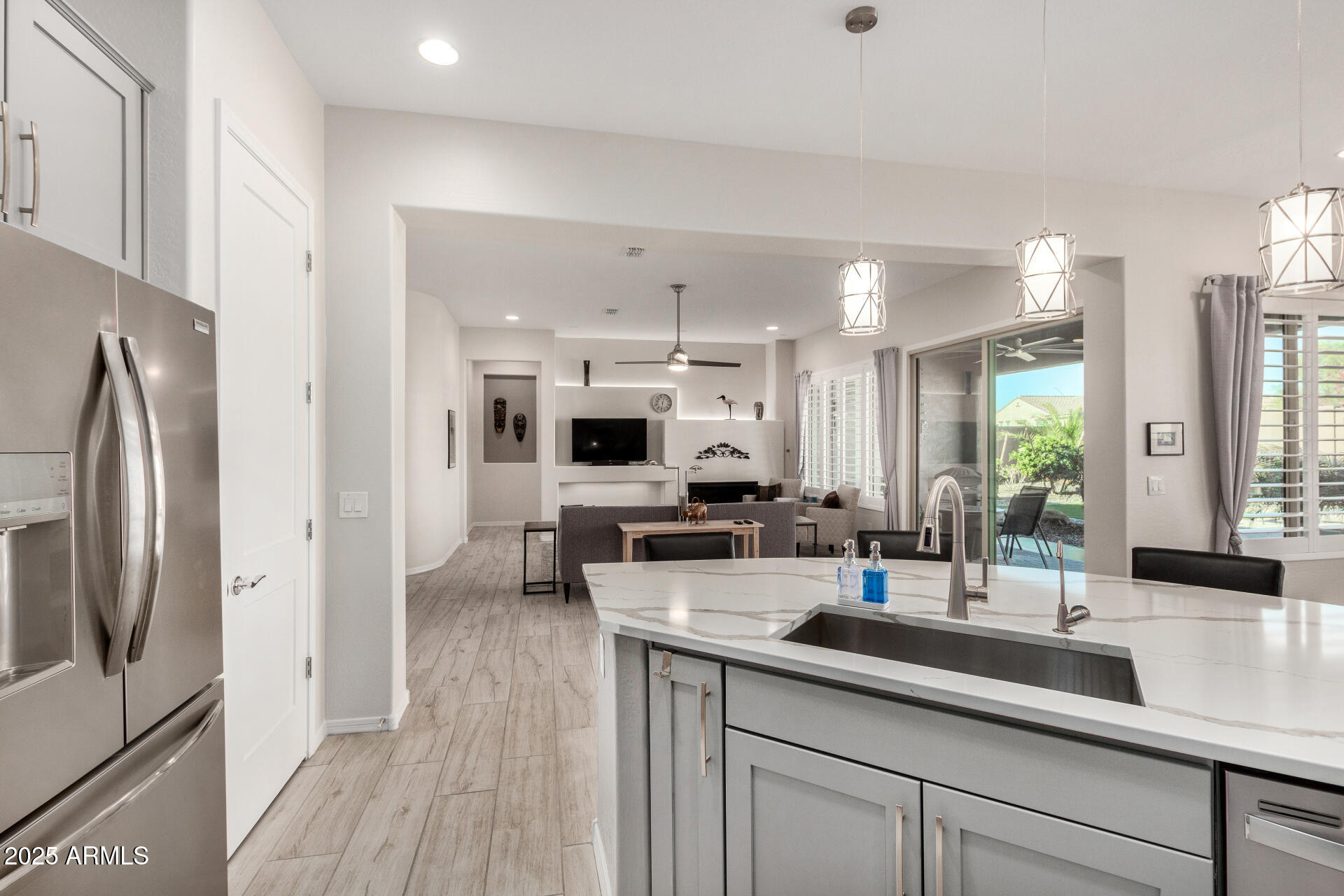 8202 W MERRIWEATHER Way