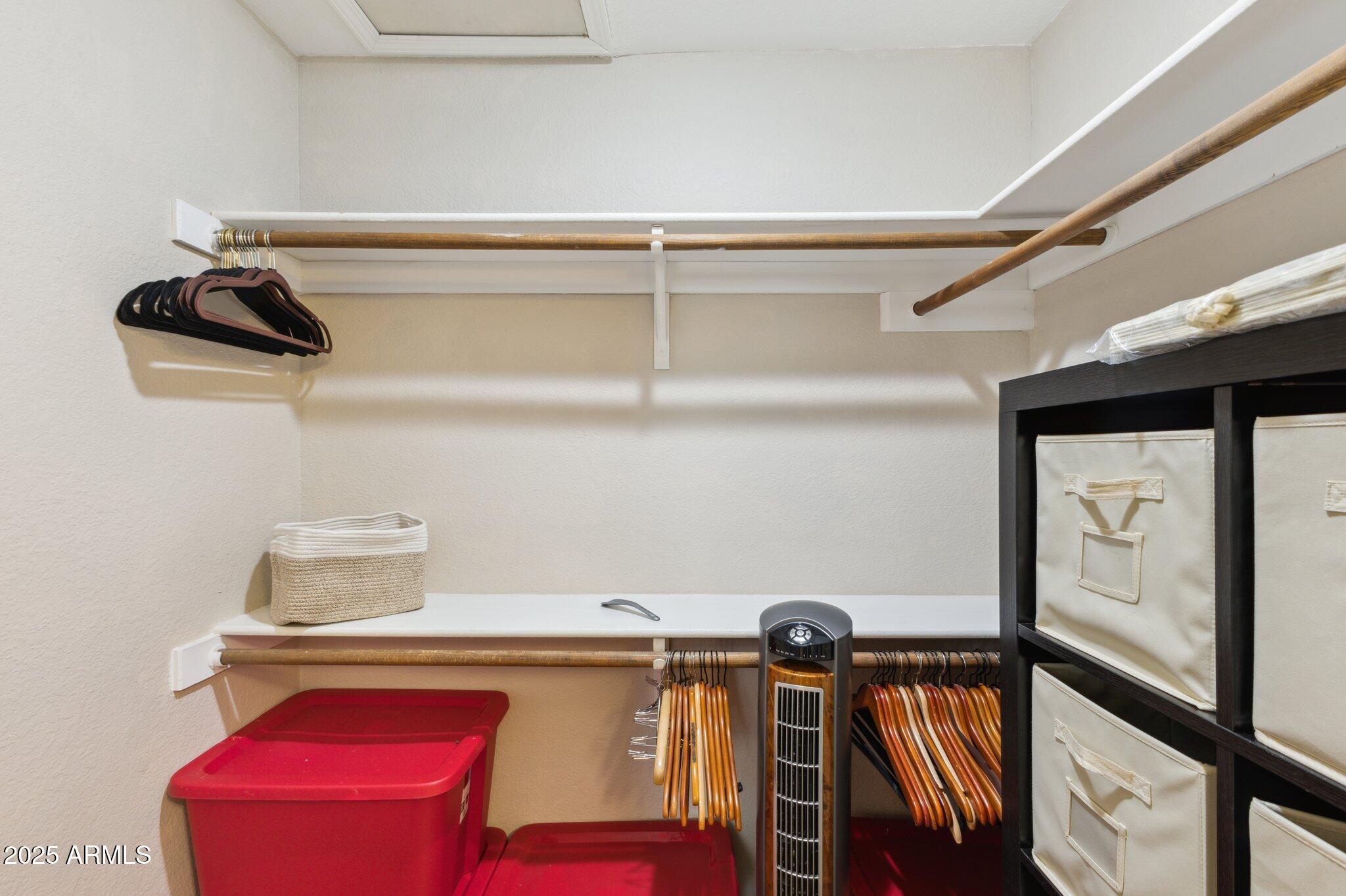 1114 W WINDJAMMER Drive