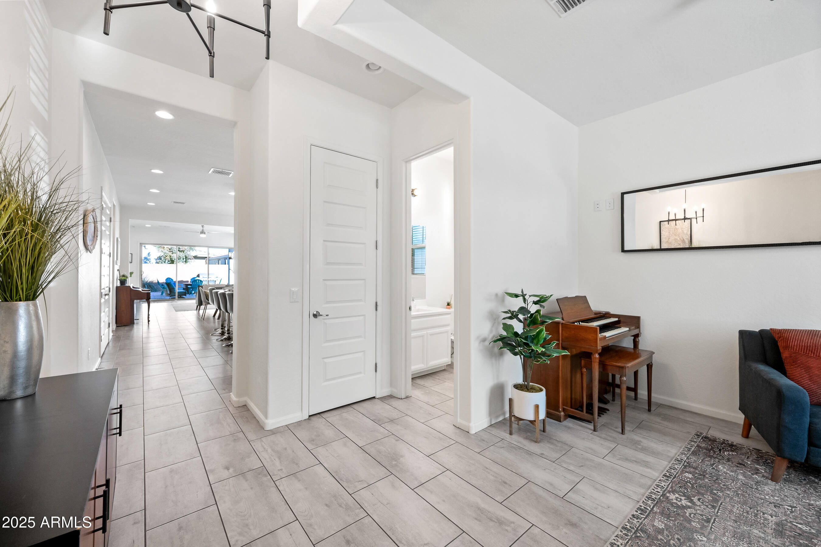 10552 E SEBRING Avenue