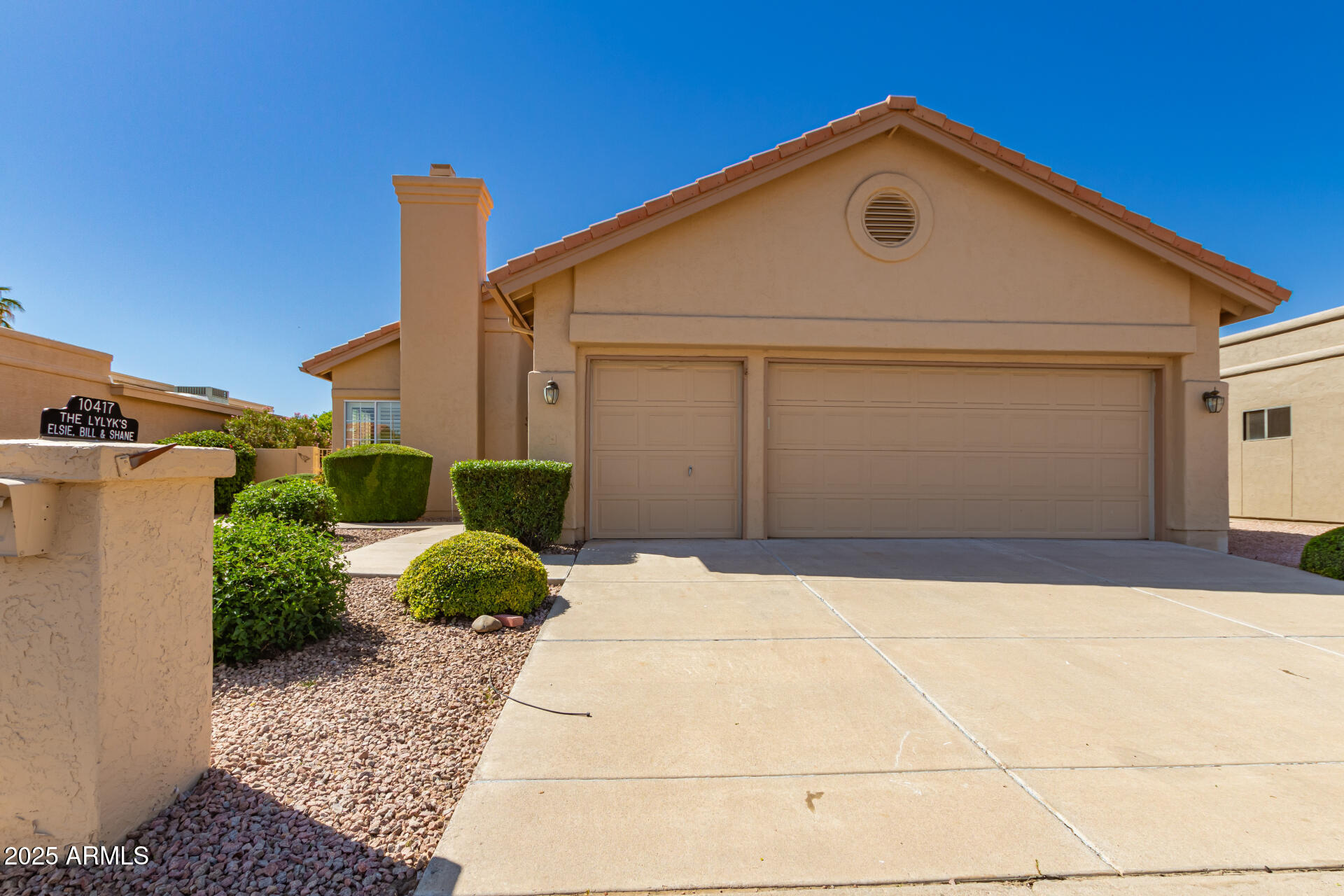 10417 E CHAMPAGNE Drive