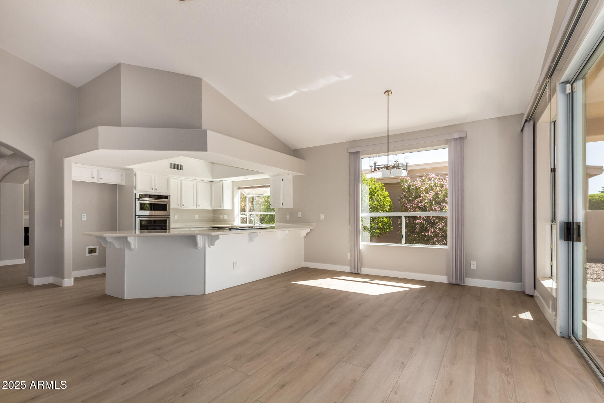 10417 E CHAMPAGNE Drive