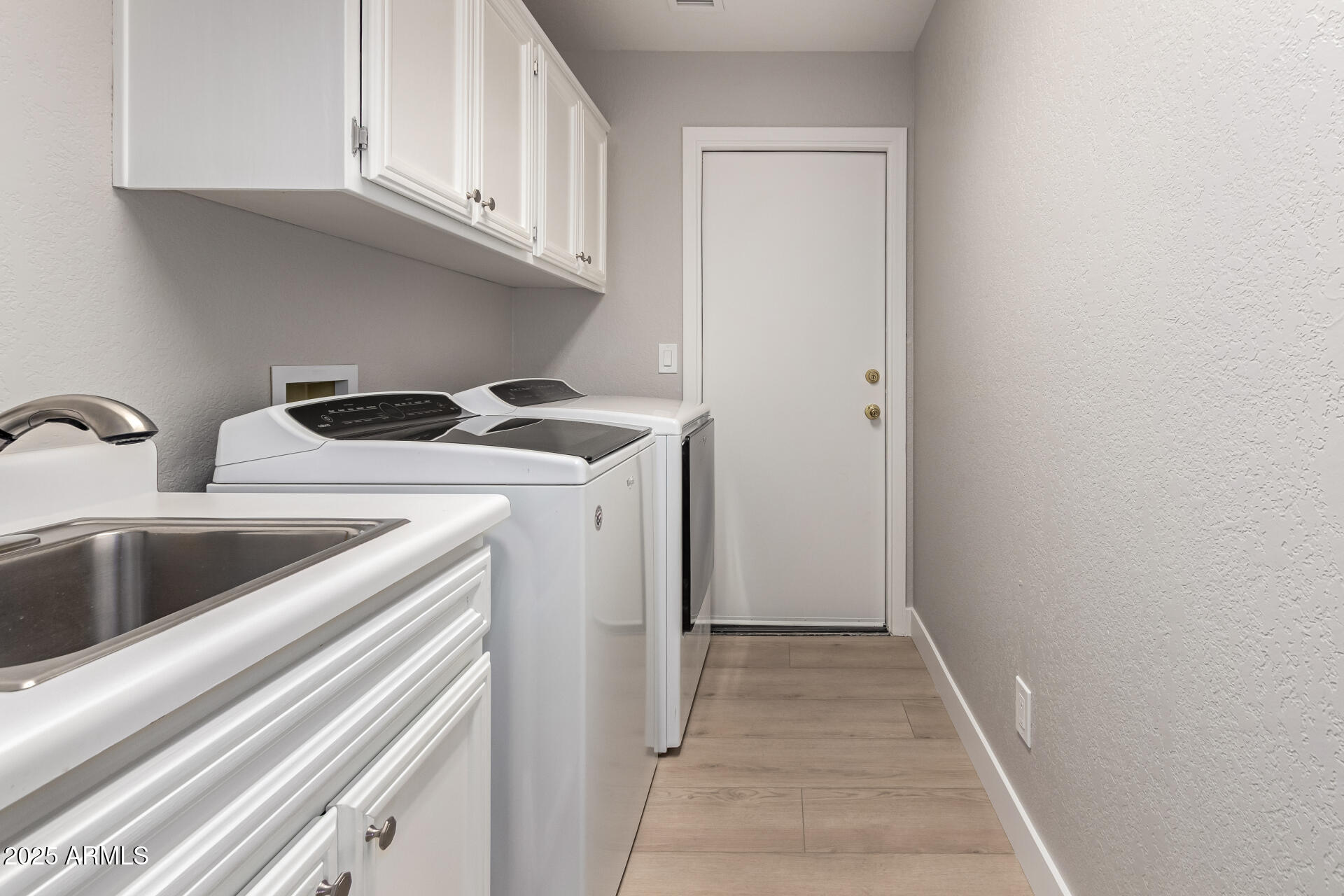 10417 E CHAMPAGNE Drive