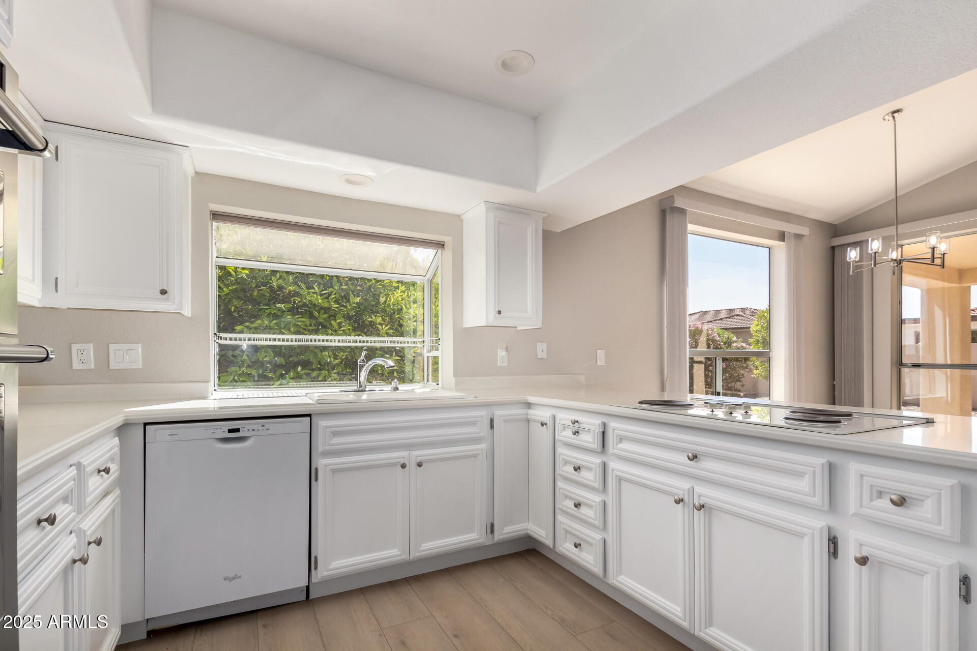 10417 E CHAMPAGNE Drive