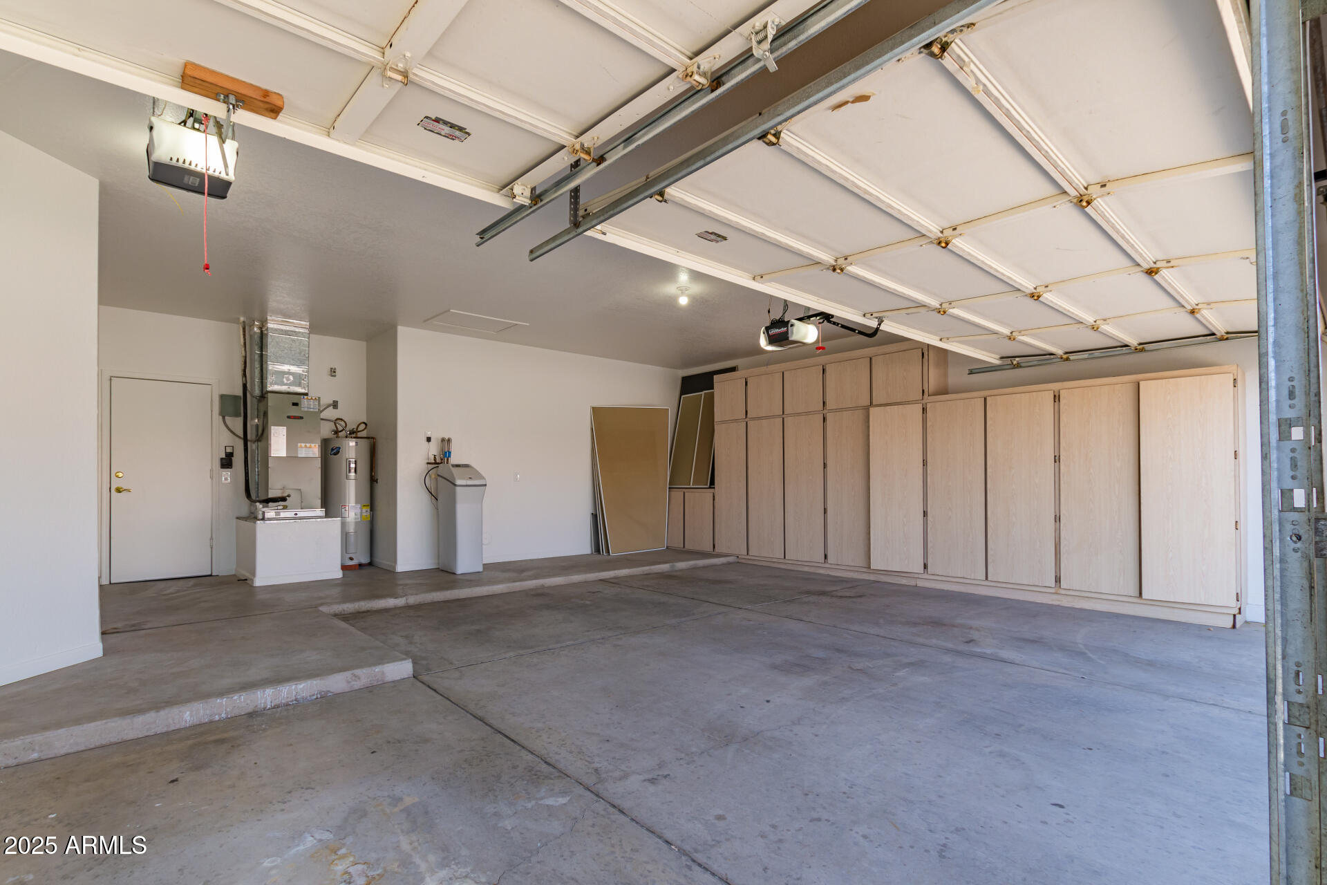 10417 E CHAMPAGNE Drive