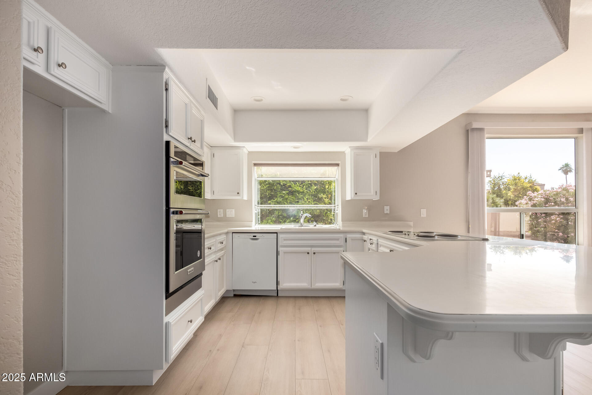 10417 E CHAMPAGNE Drive