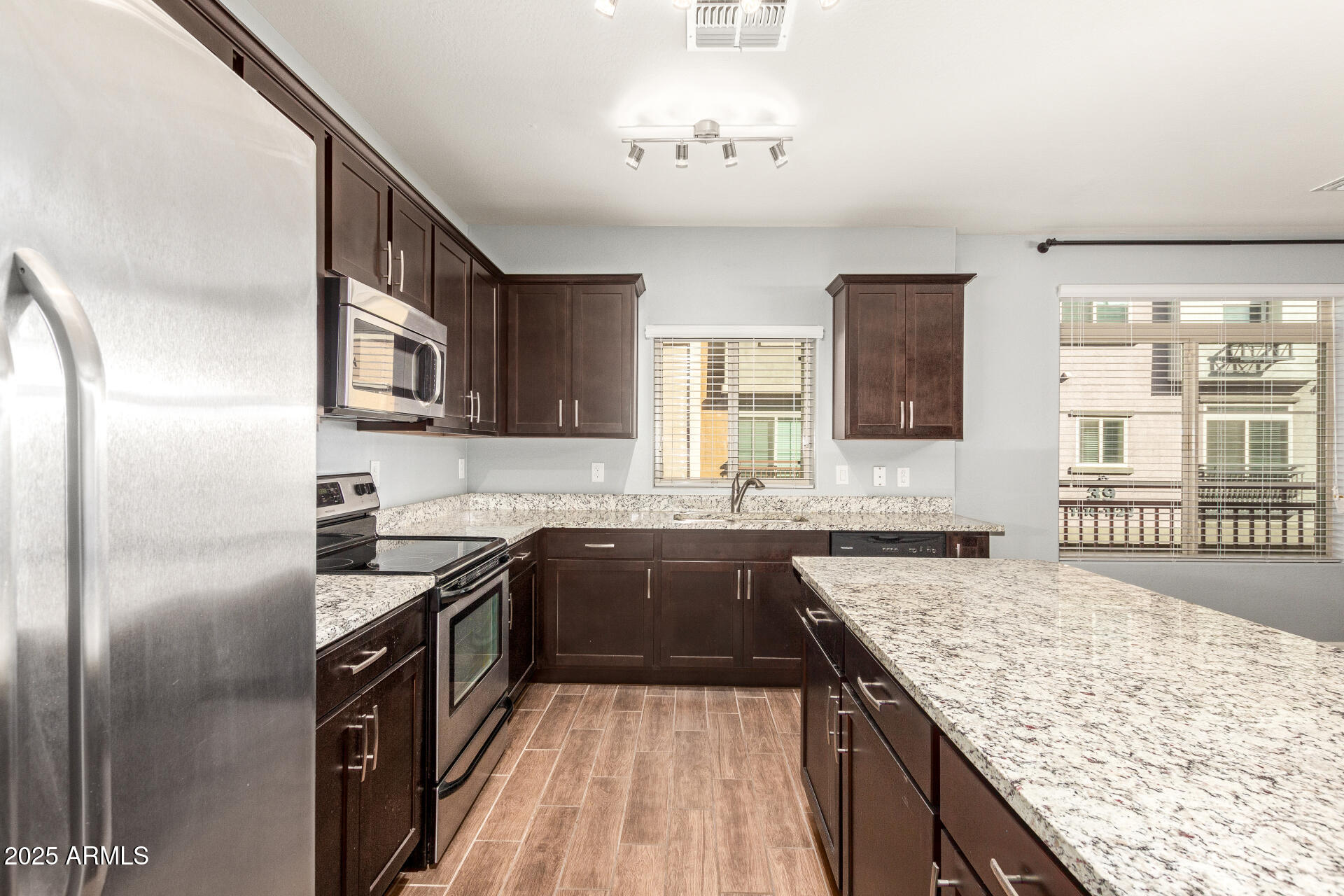 2150 W ALAMEDA Road # 1112