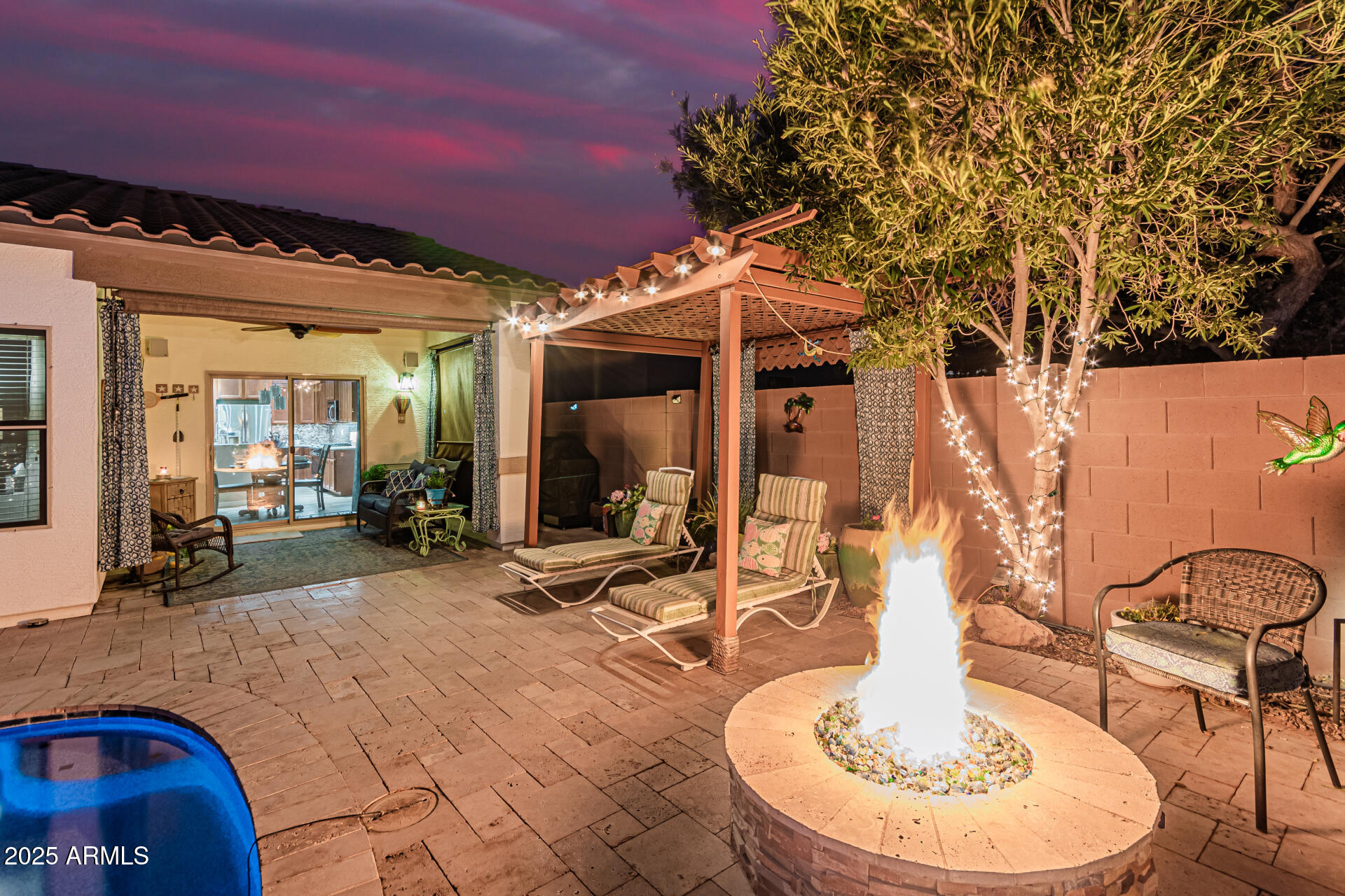 337 W STANLEY Avenue