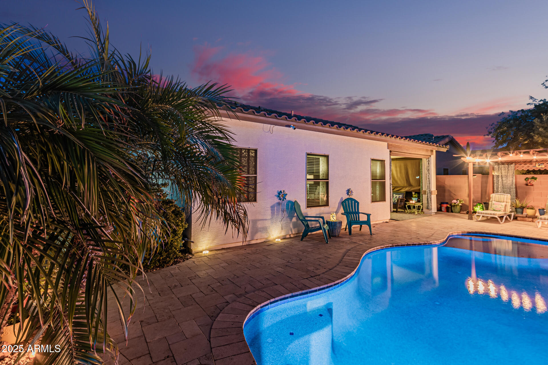 337 W STANLEY Avenue