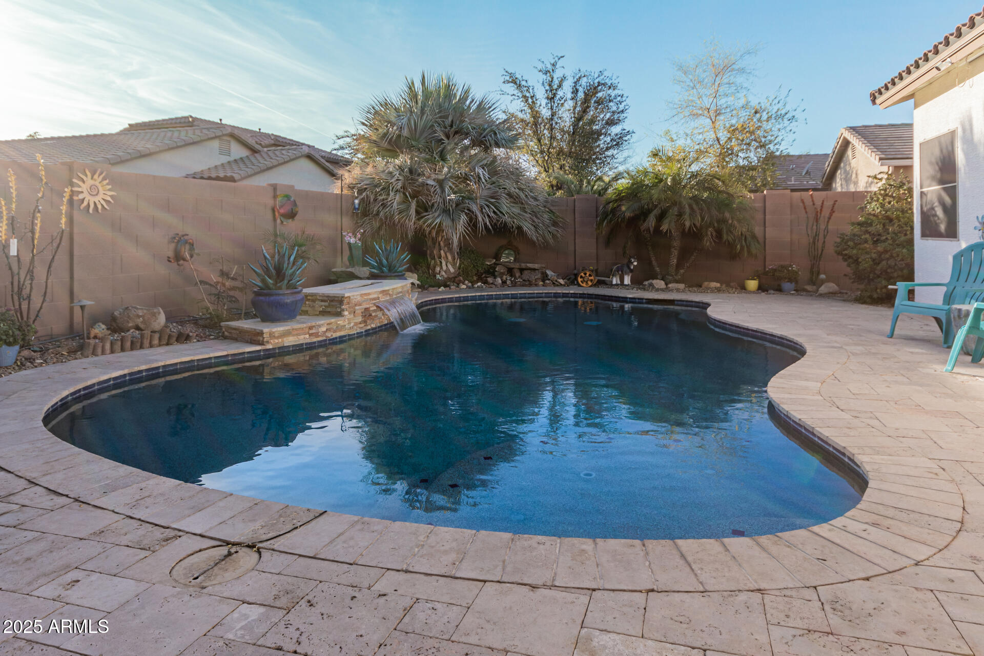 337 W STANLEY Avenue