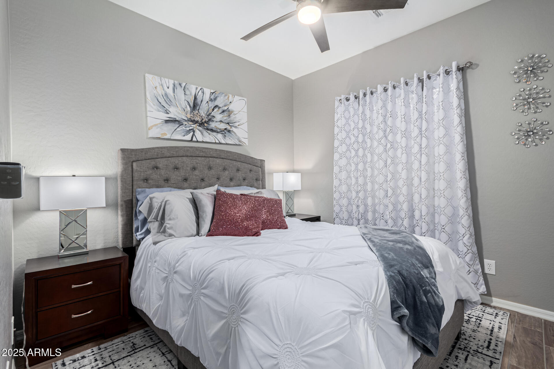 337 W STANLEY Avenue