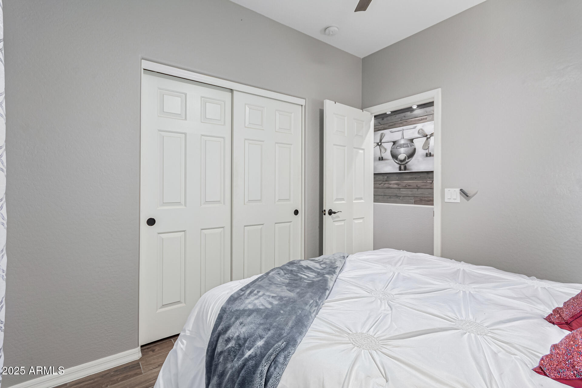 337 W STANLEY Avenue