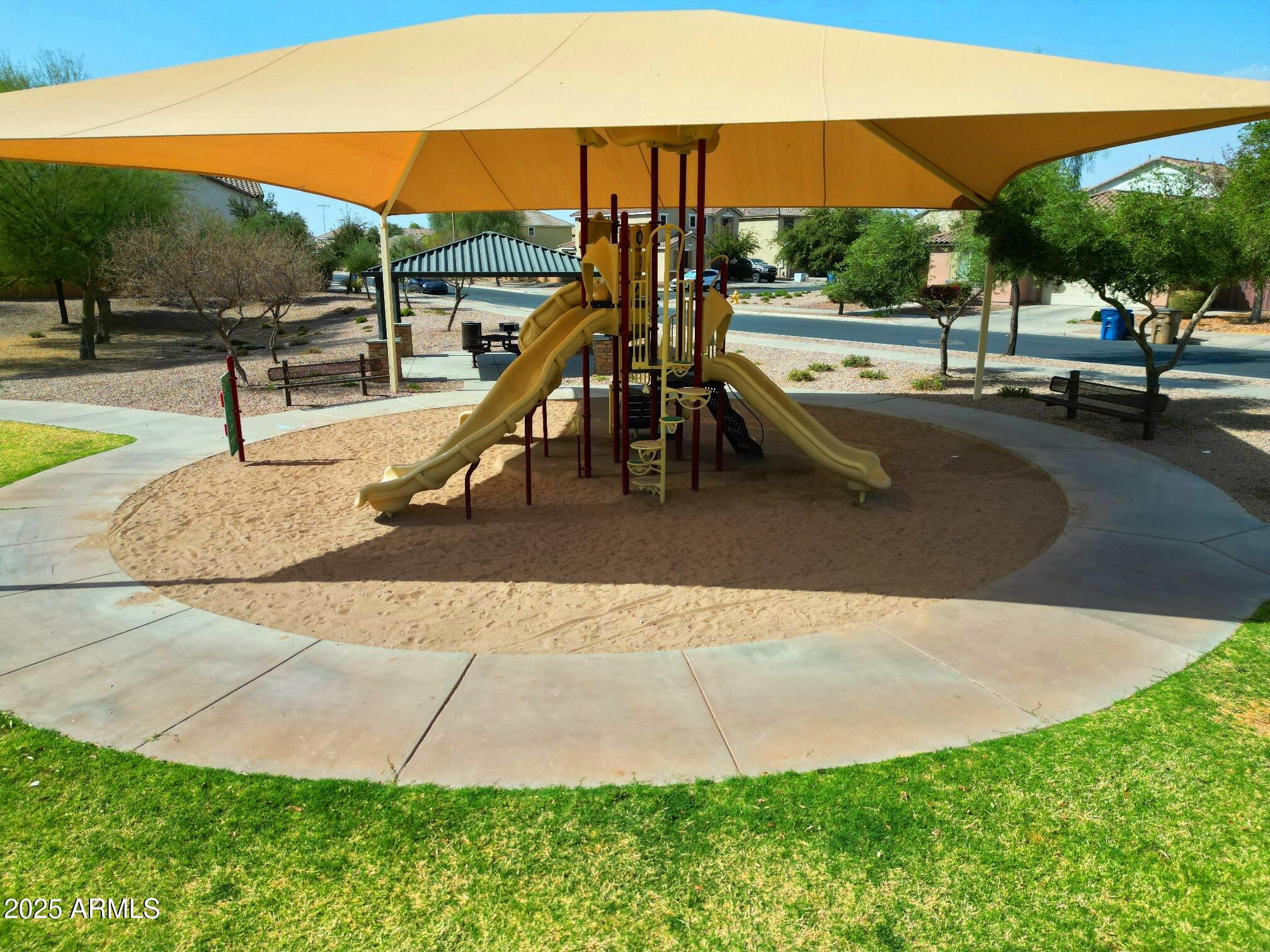 21081 E VIA DE OLIVOS --