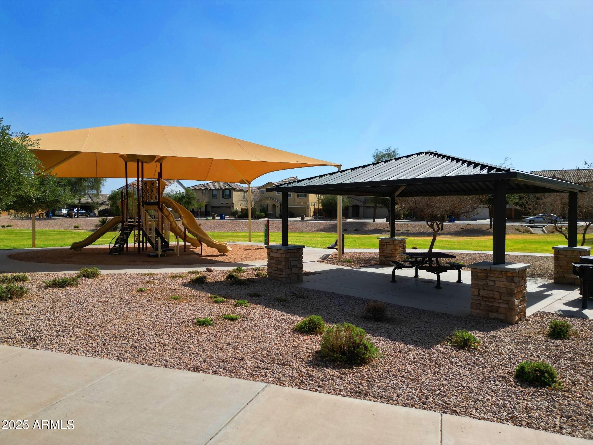 21081 E VIA DE OLIVOS --