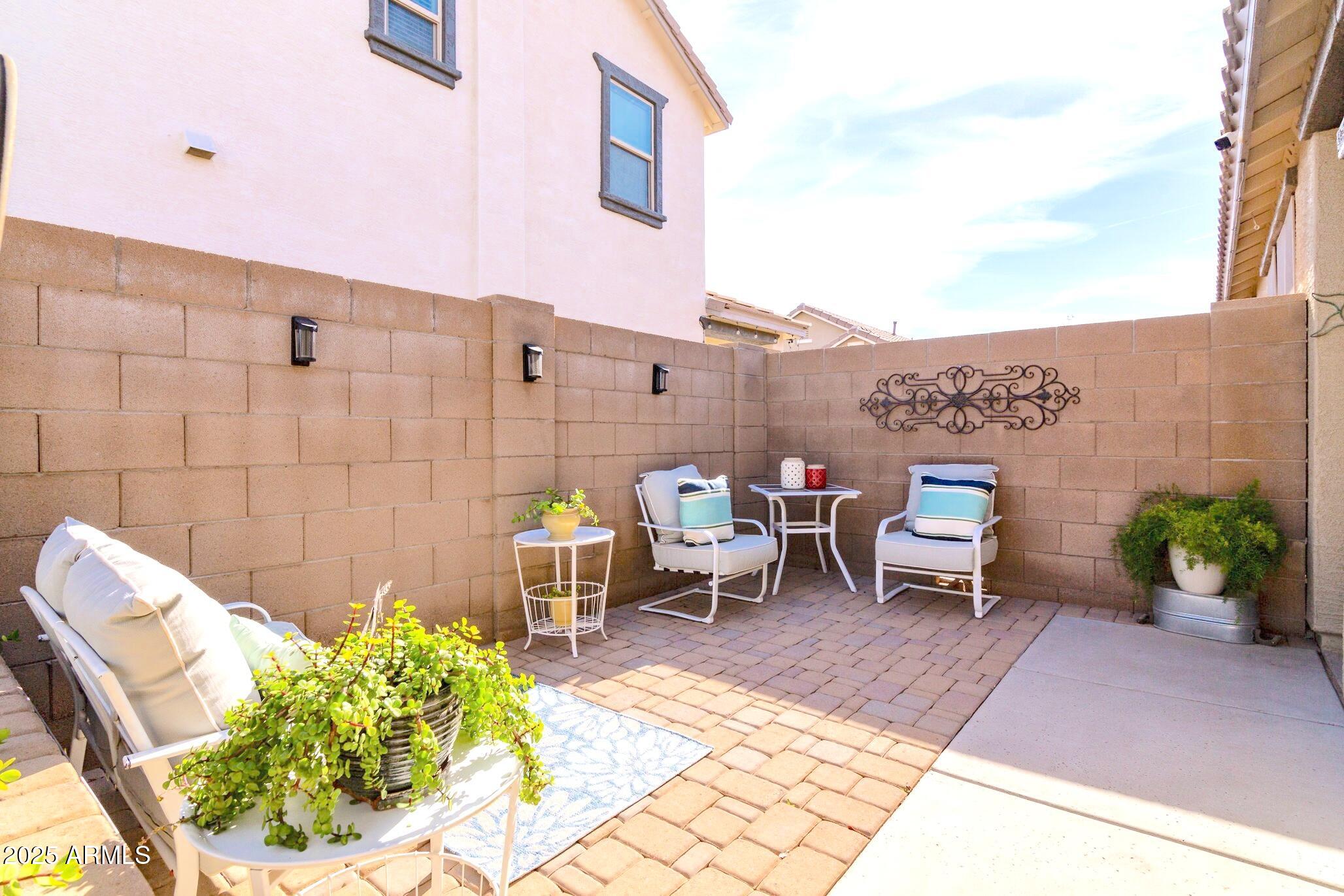 21081 E VIA DE OLIVOS --