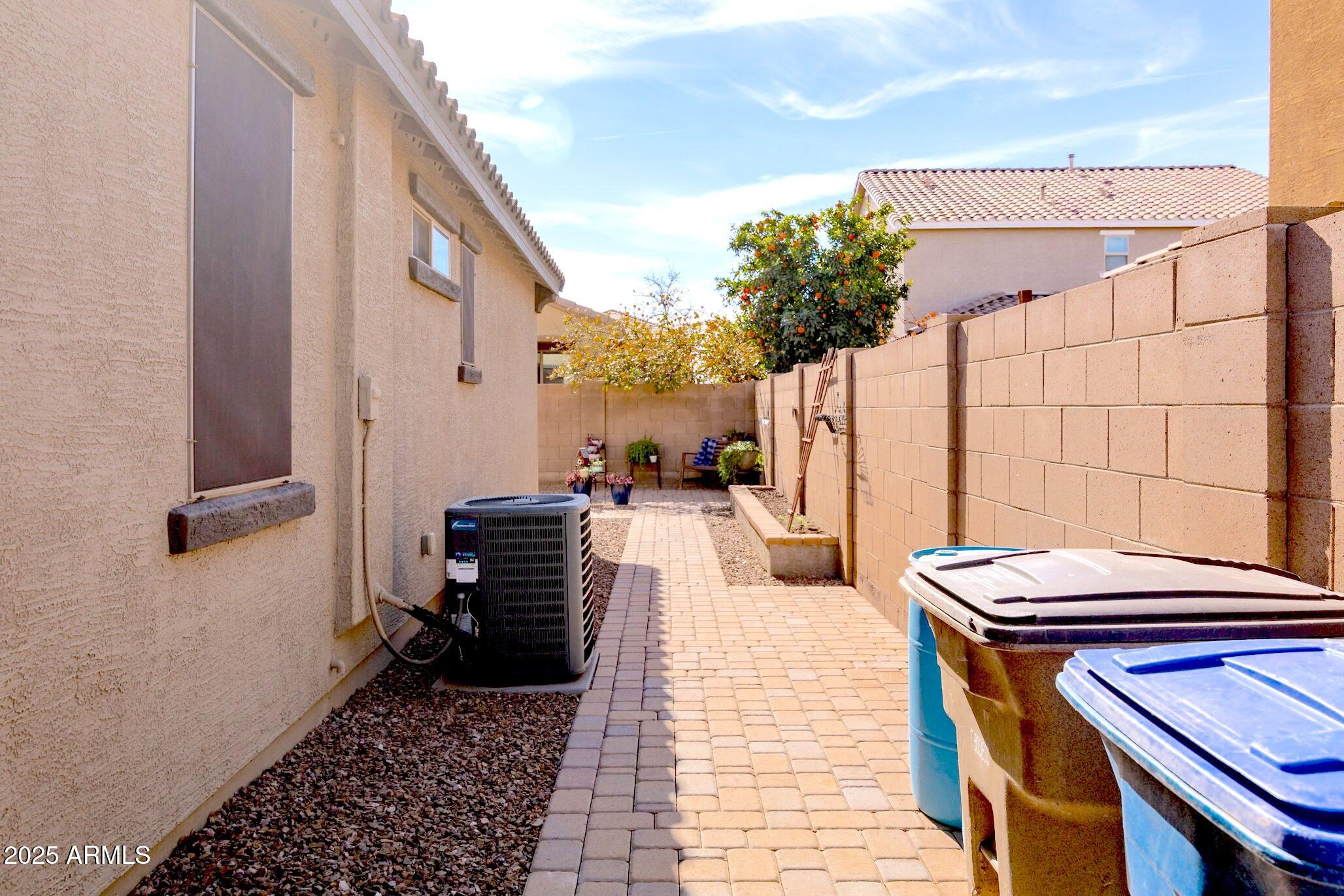 21081 E VIA DE OLIVOS --