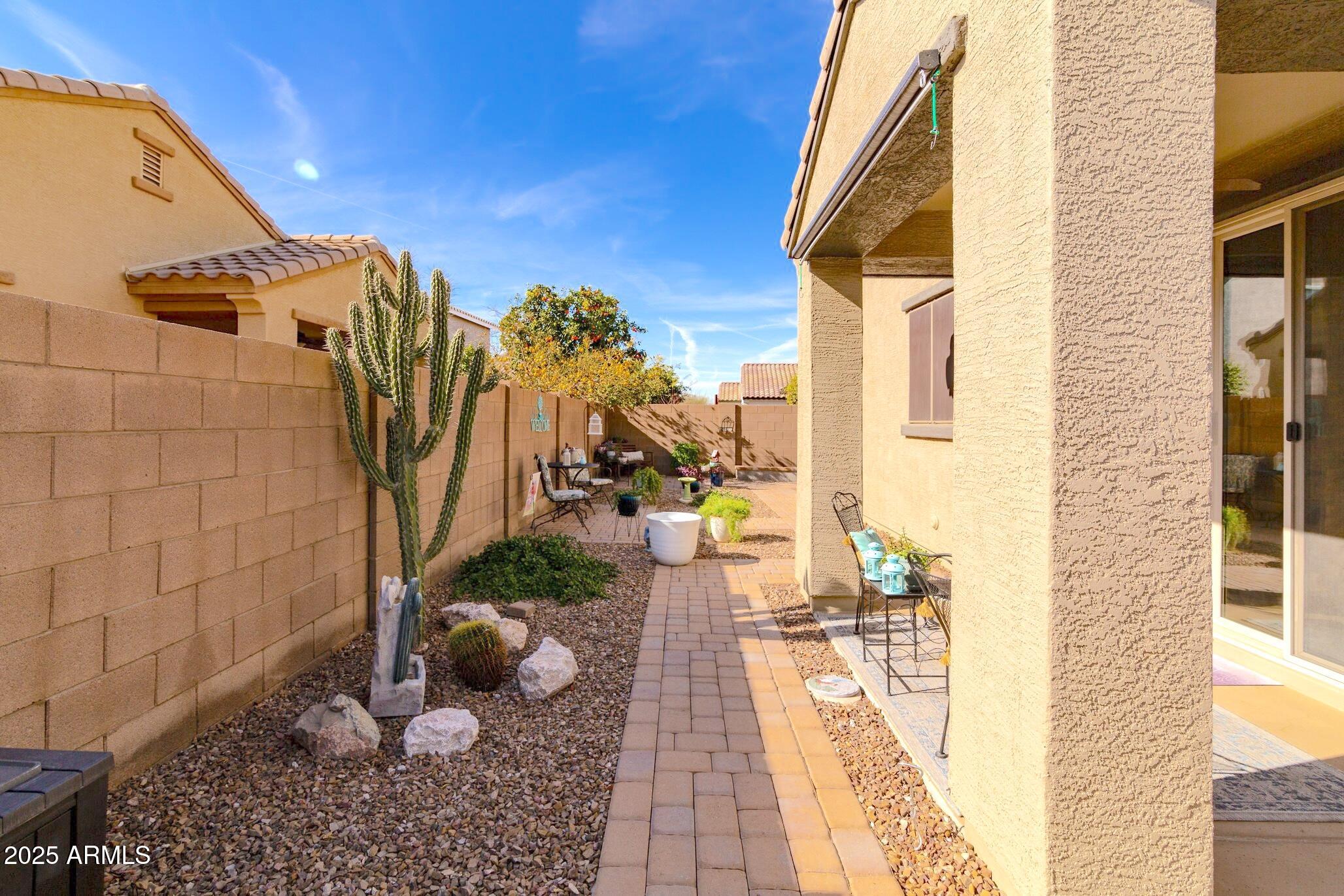 21081 E VIA DE OLIVOS --