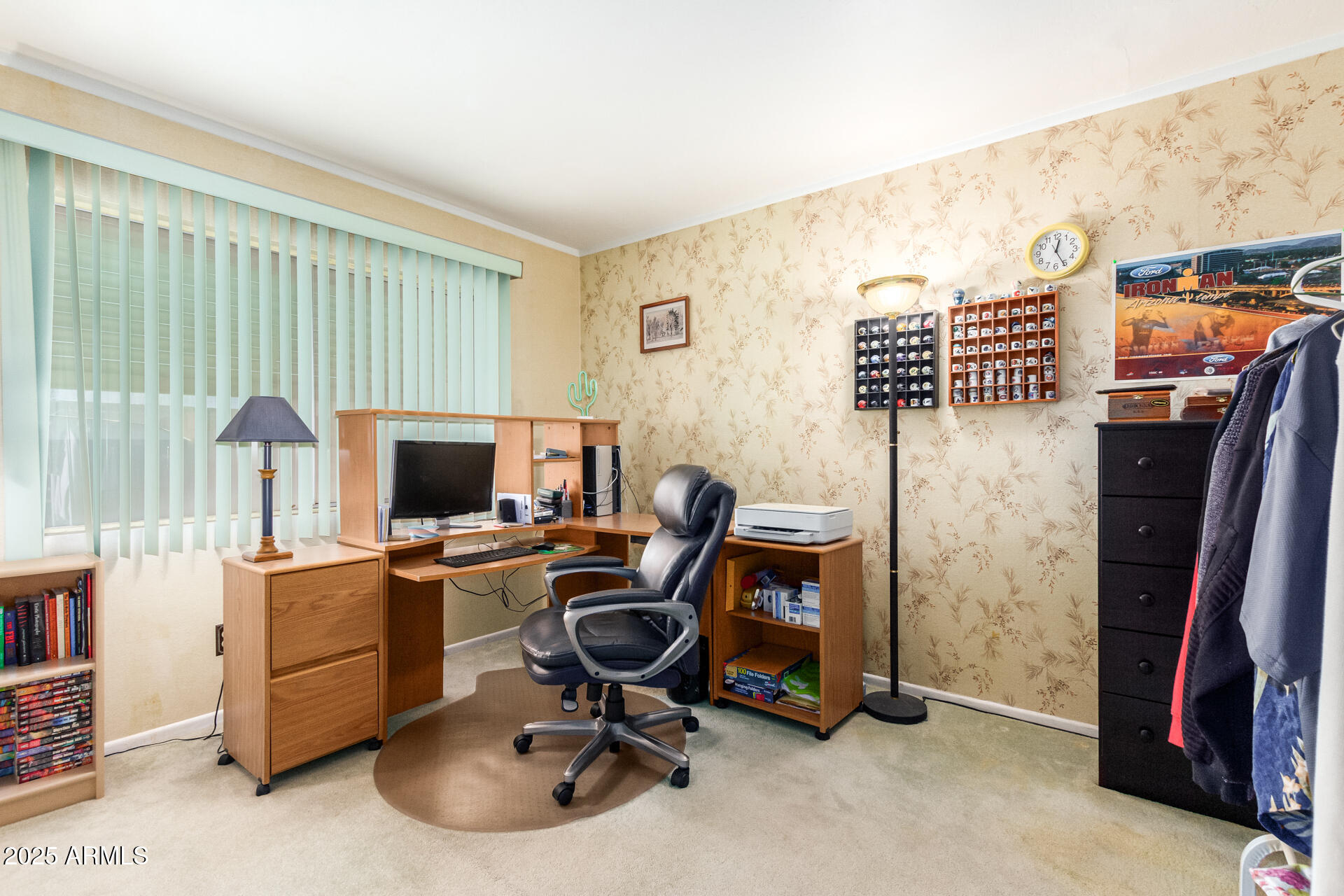 10461 W DEVONSHIRE Avenue