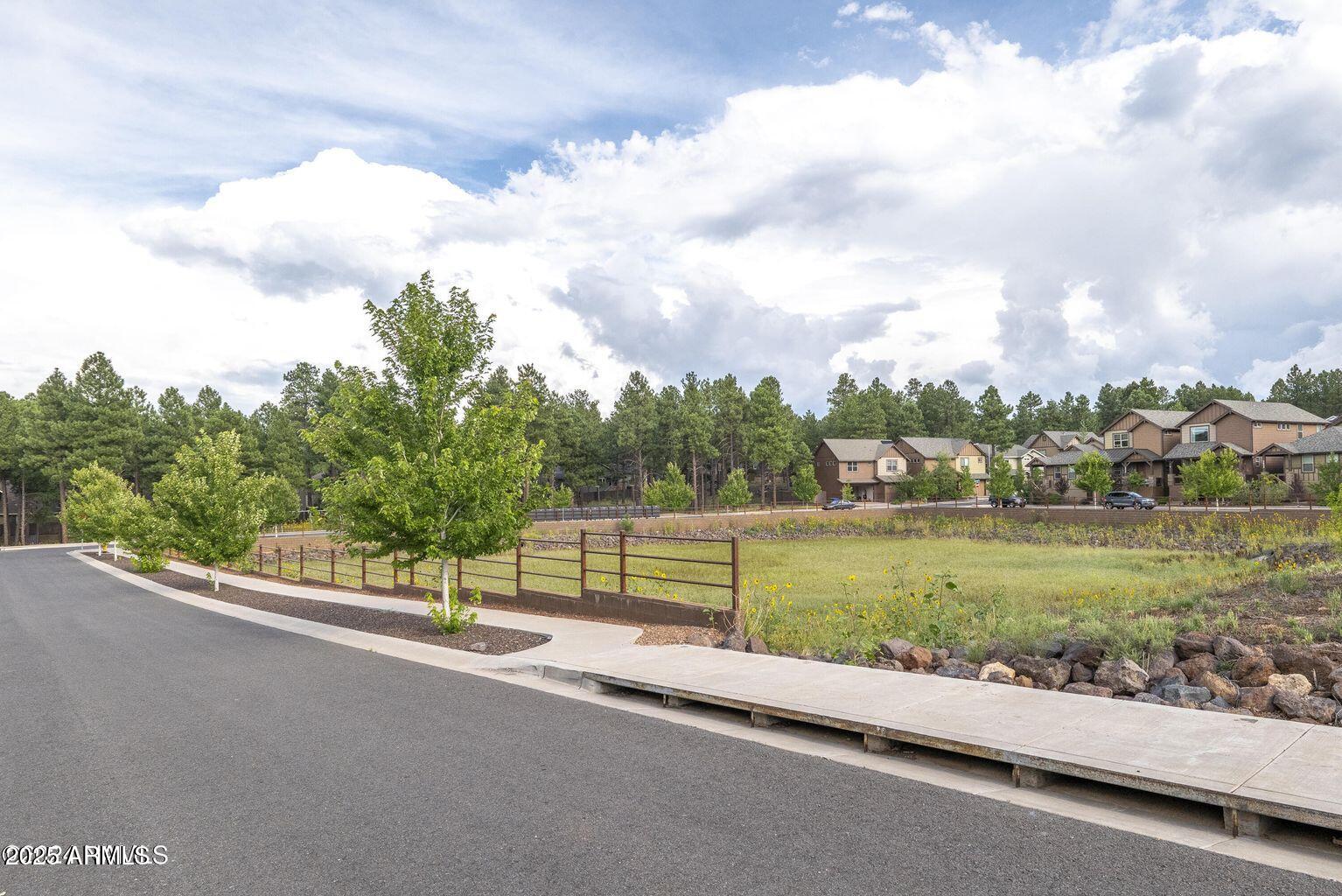 2477 W MISSION TIMBER Circle # 64