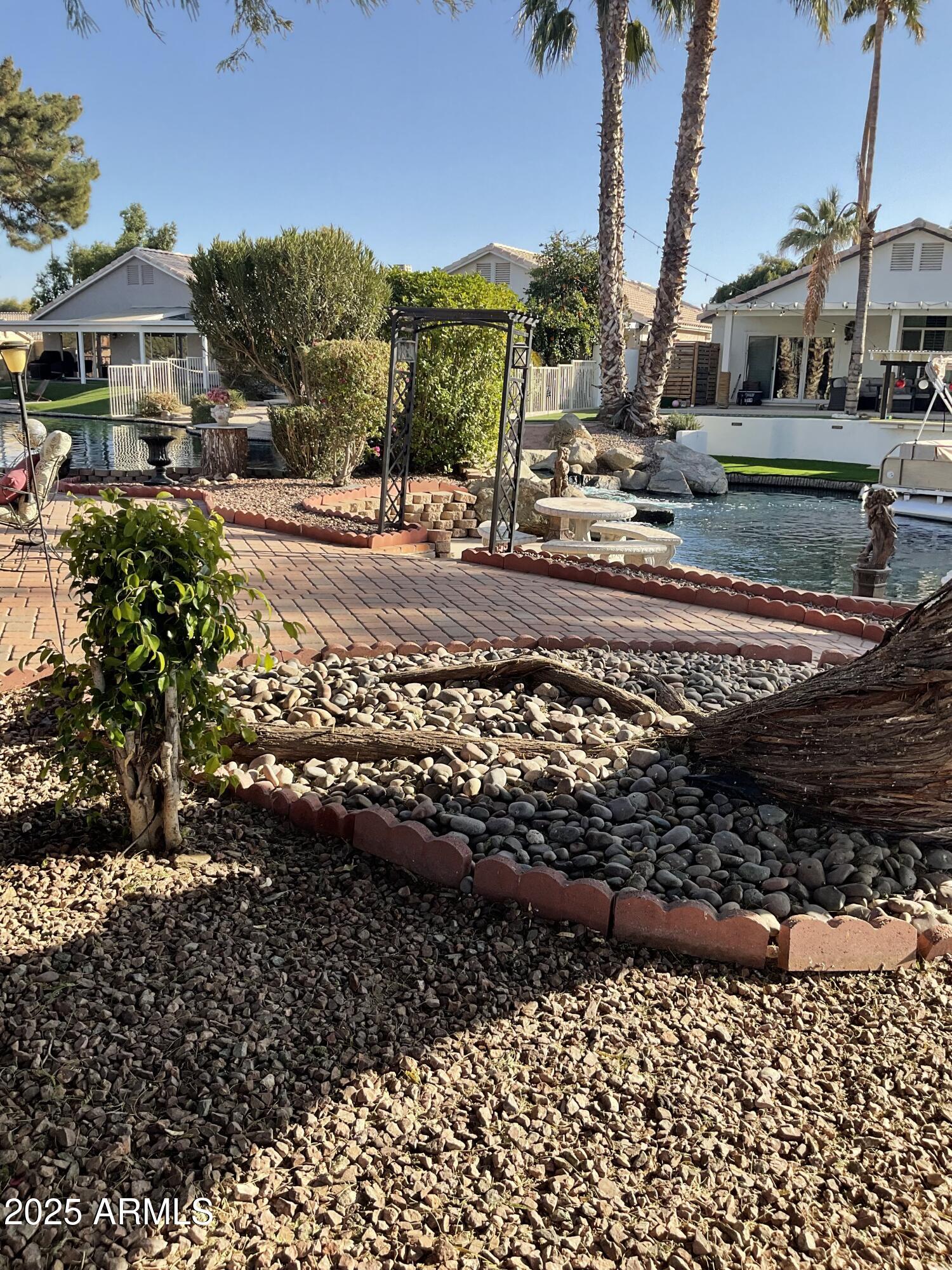 1383 E Boston Street