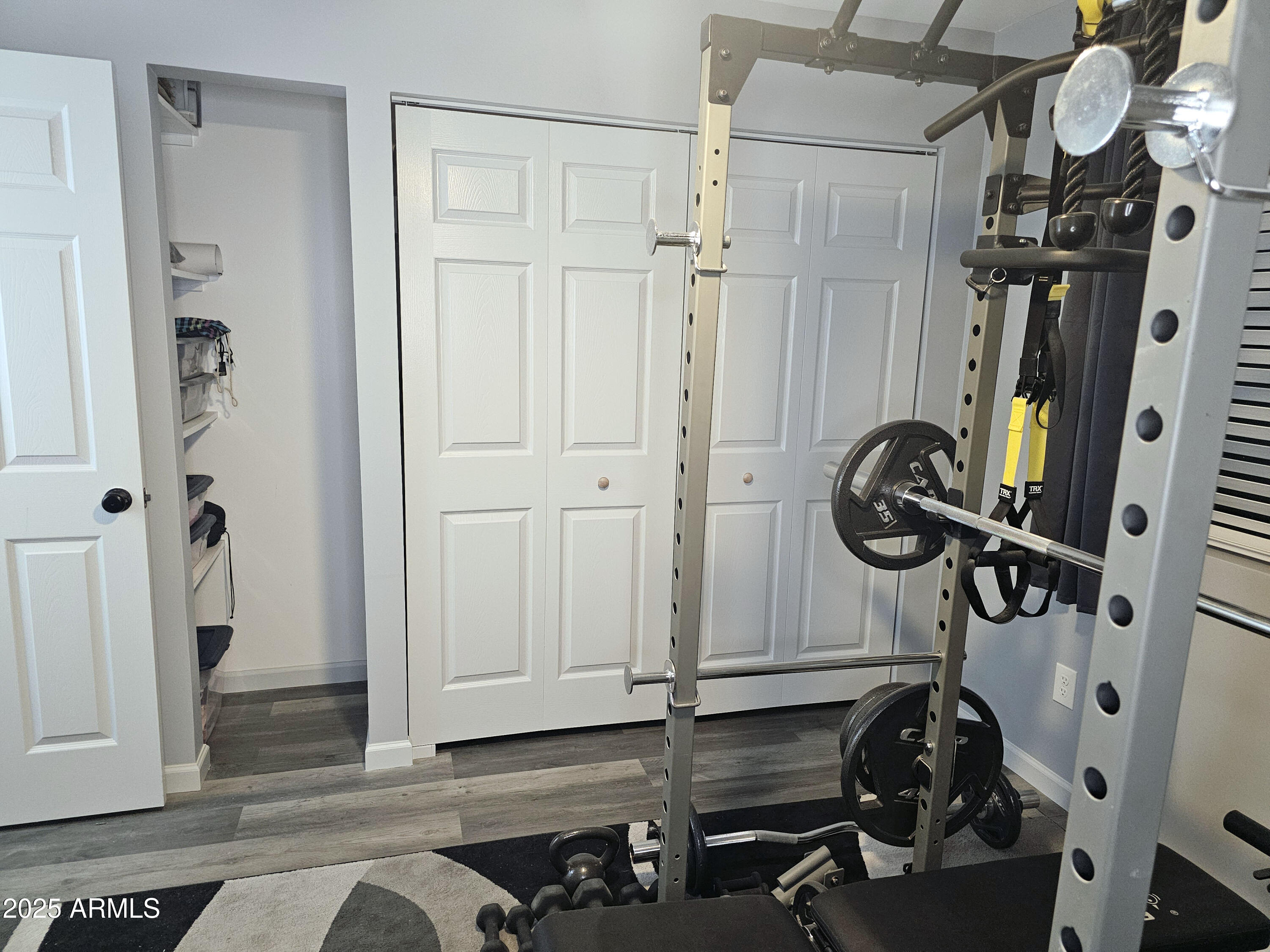 903 W LOUGHLIN Drive