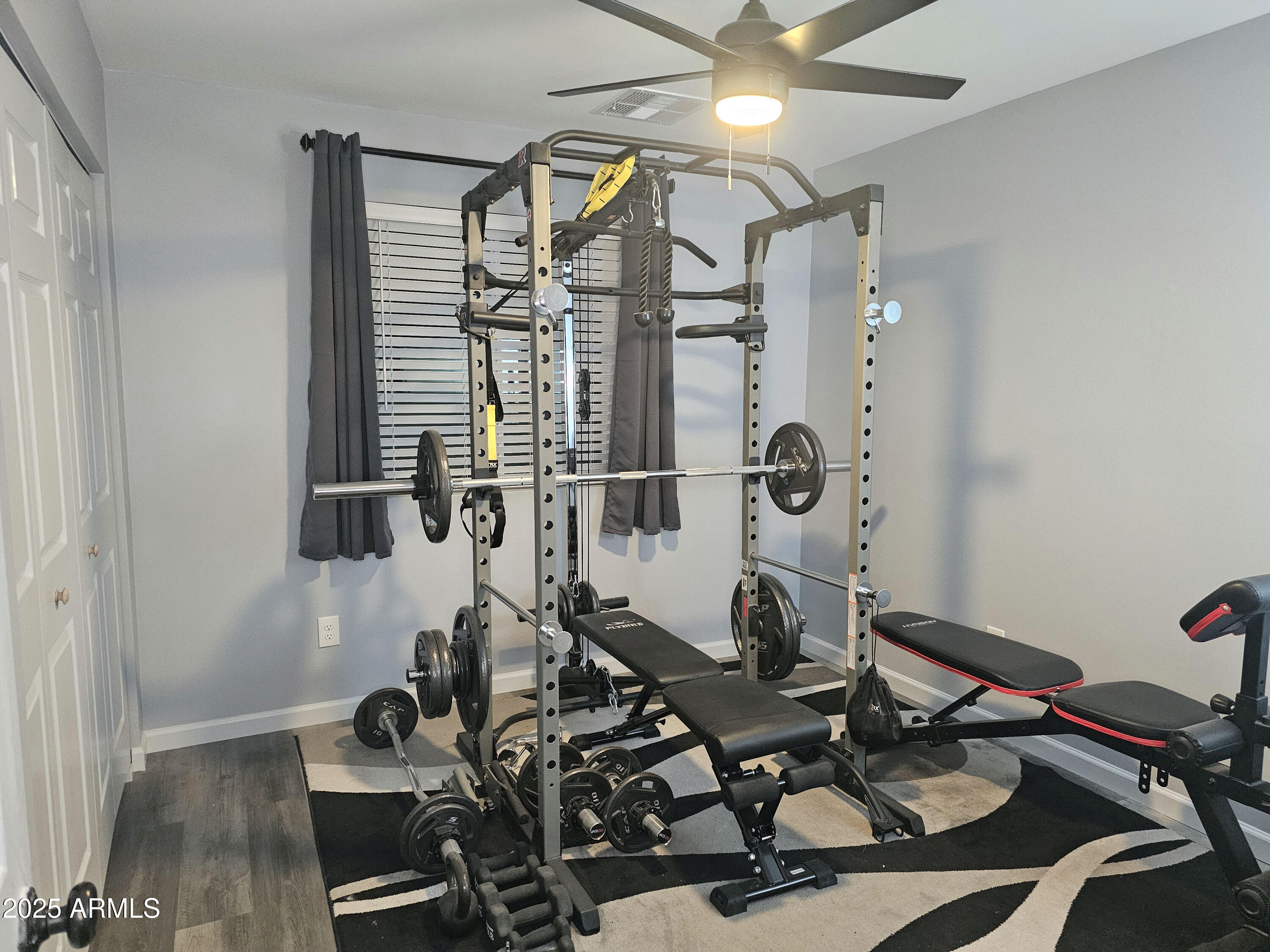 903 W LOUGHLIN Drive