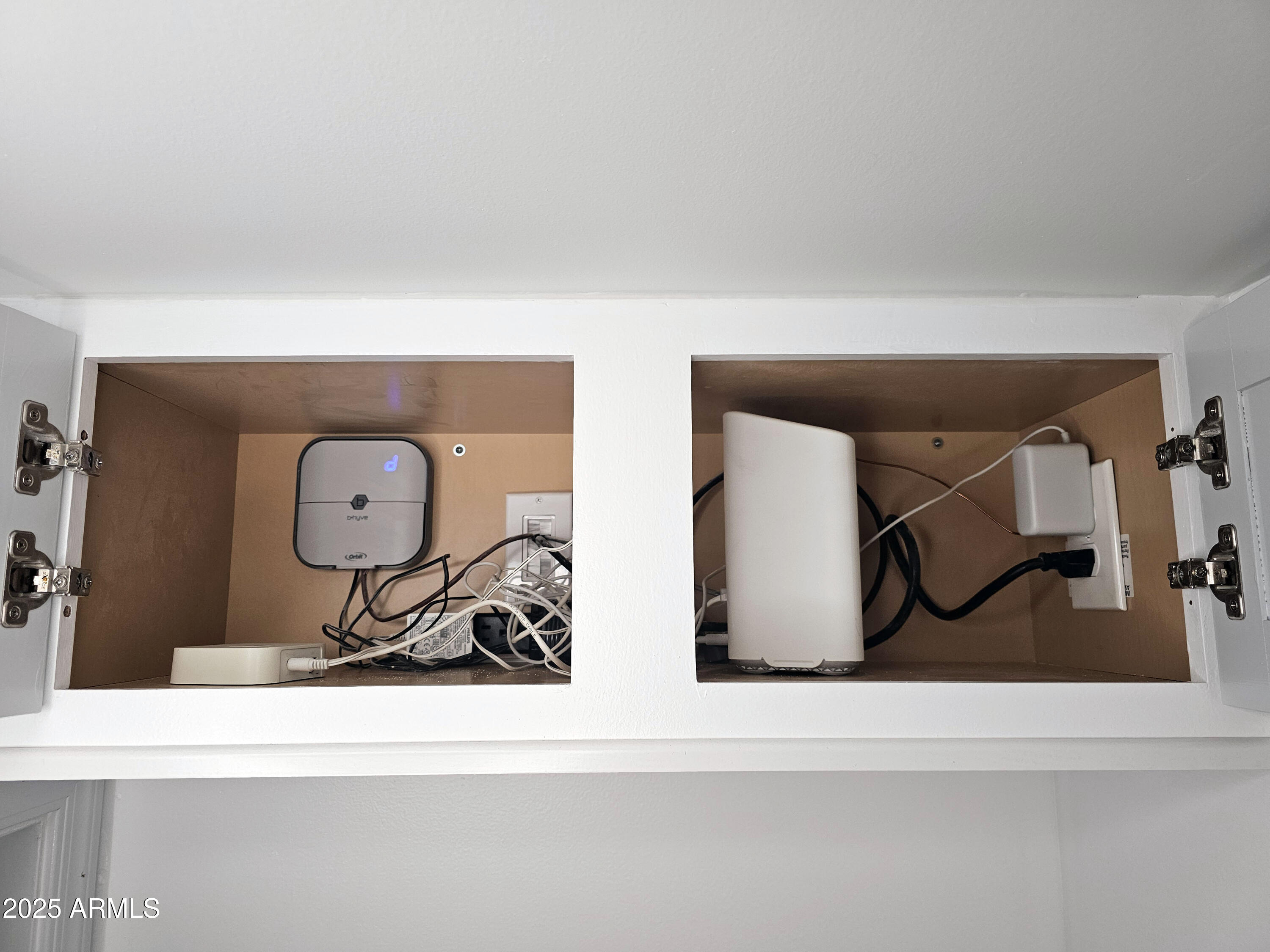 903 W LOUGHLIN Drive