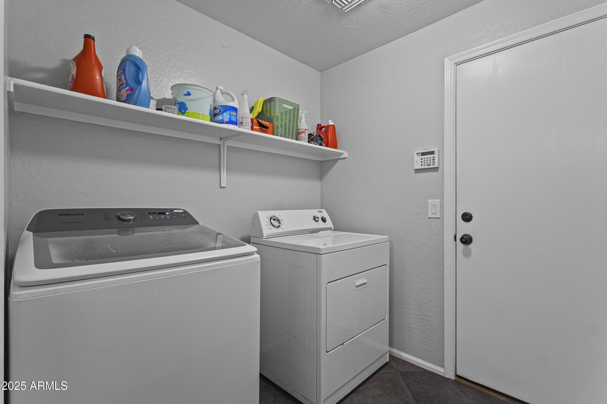 25671 W MIAMI Street