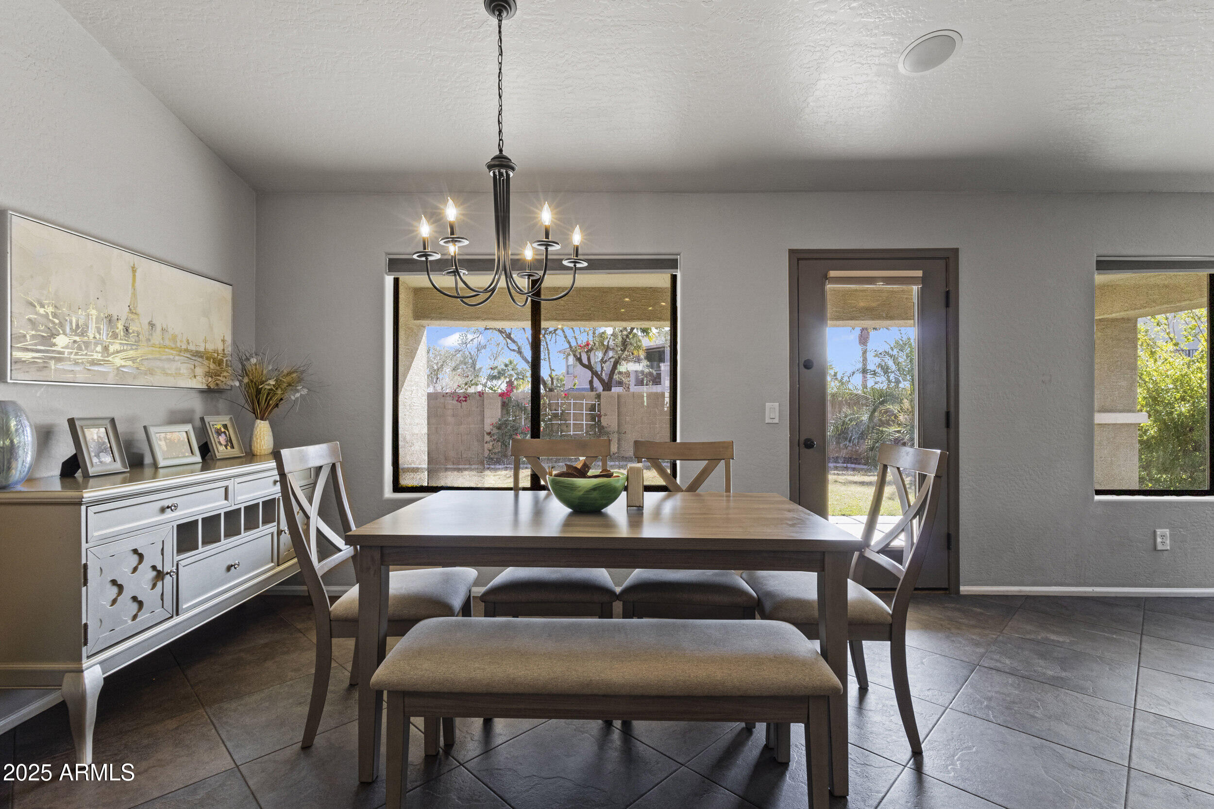 25671 W MIAMI Street