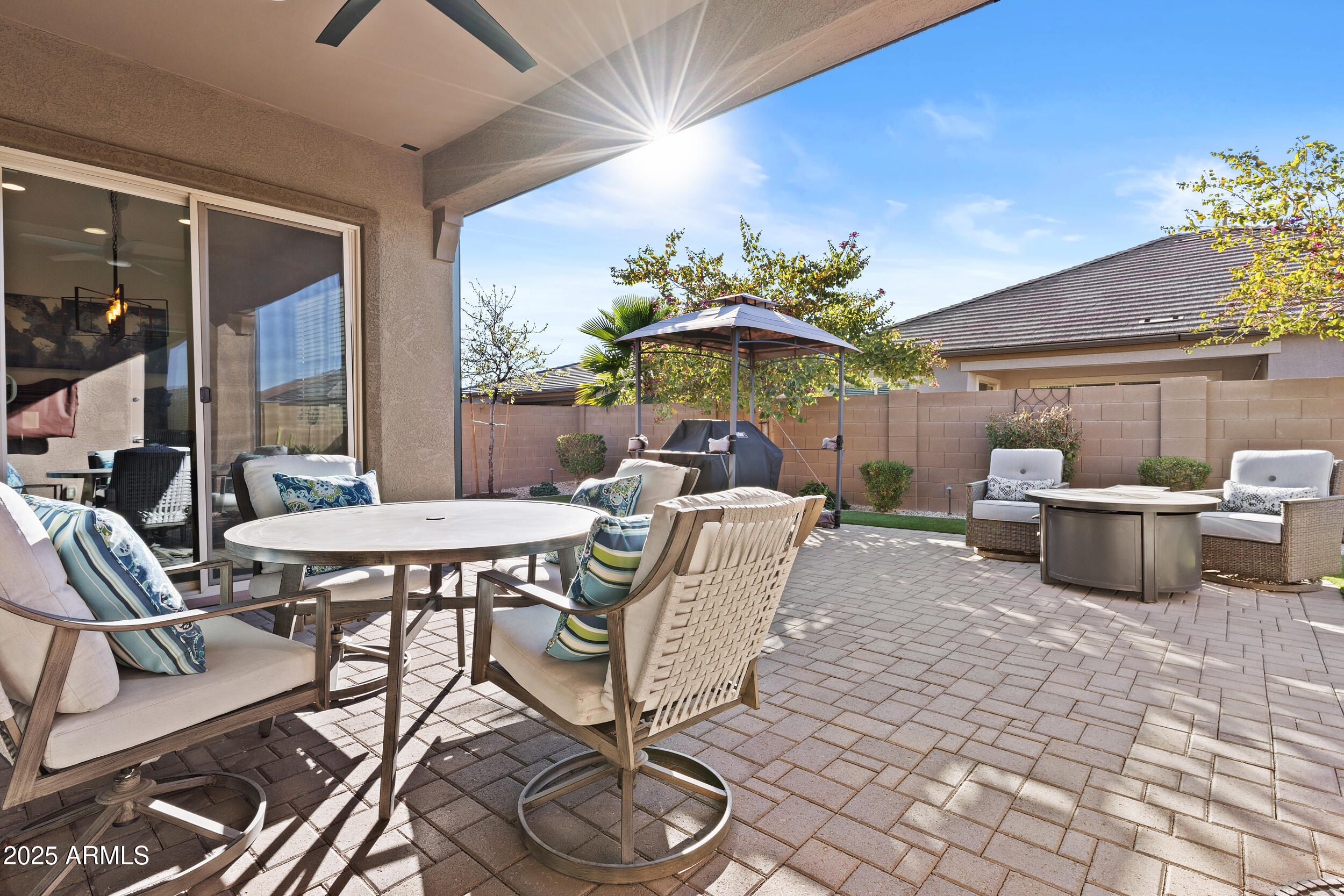 5724 S COYOTE Canyon