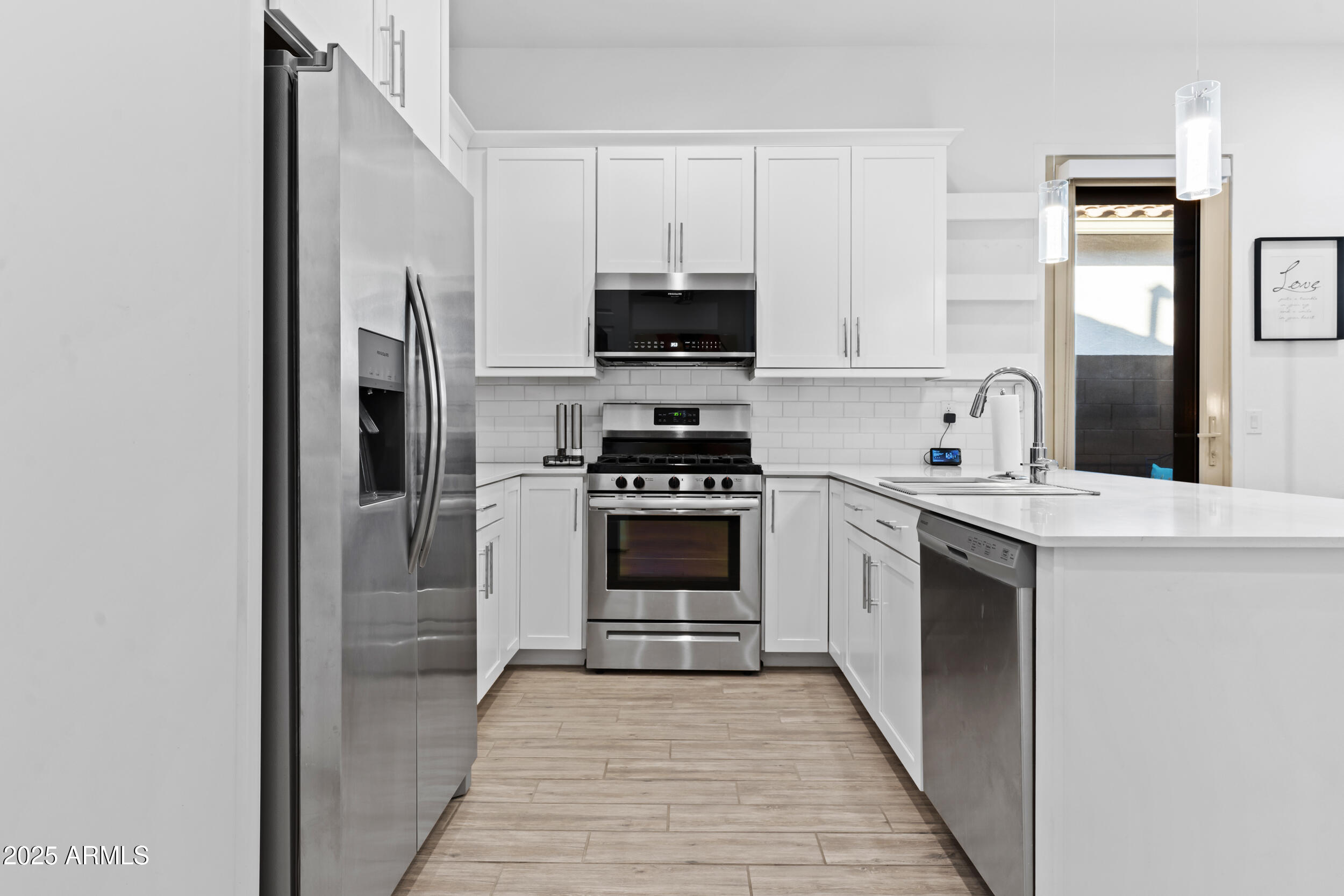 5724 S COYOTE Canyon