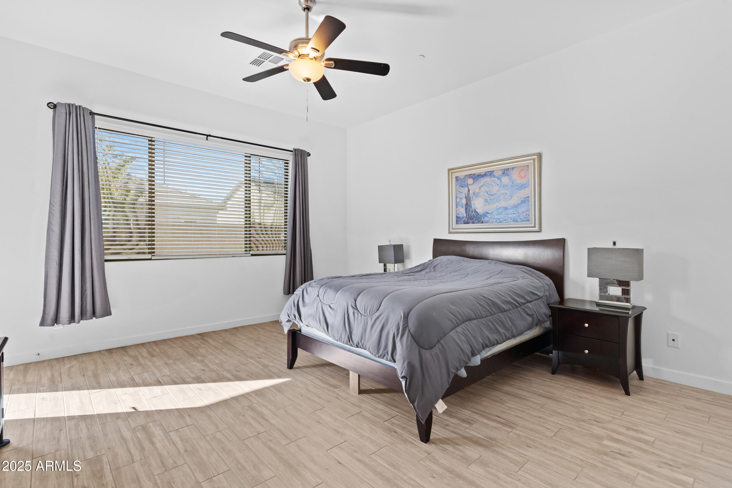 5724 S COYOTE Canyon