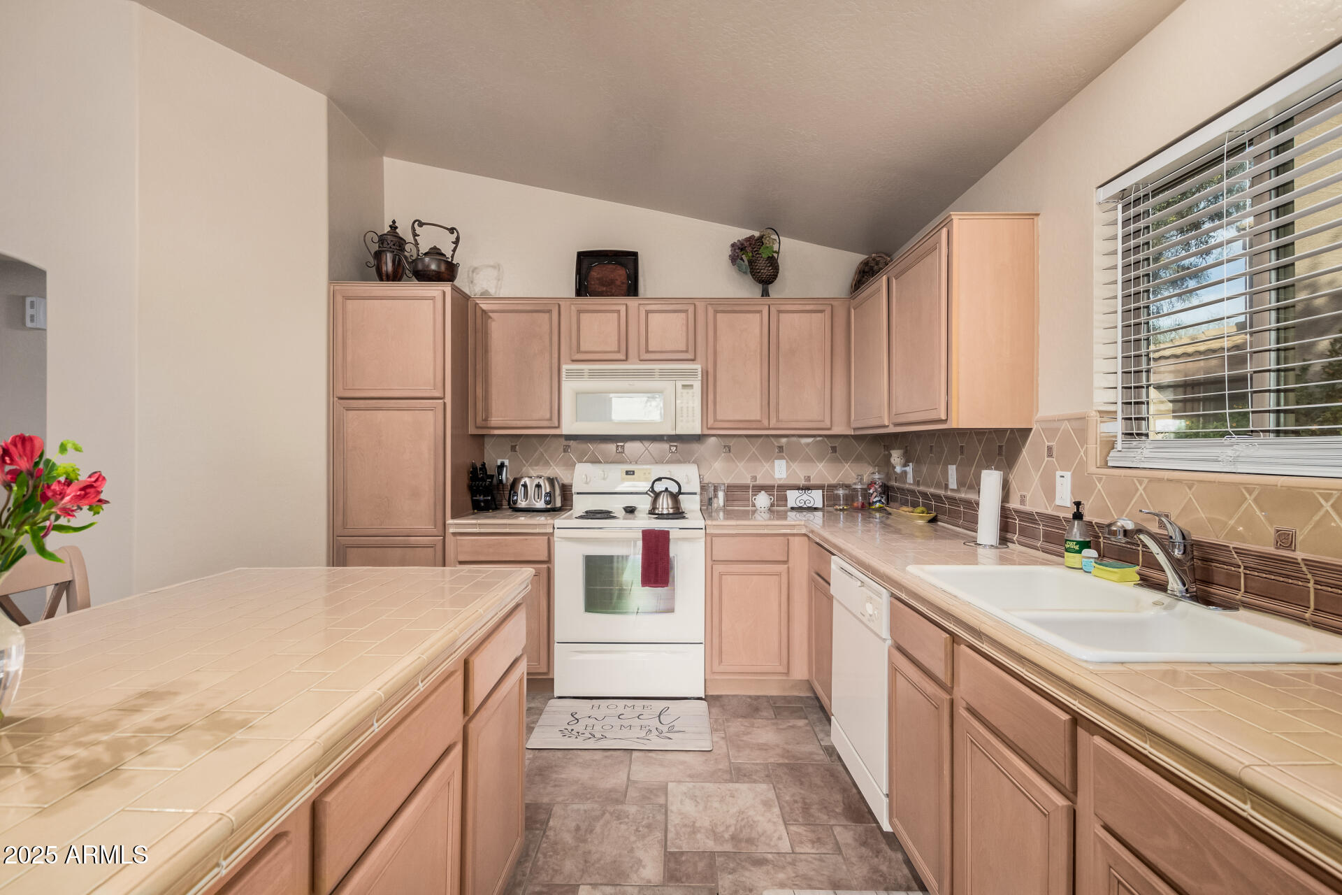 11921 W PORT ROYALE Lane