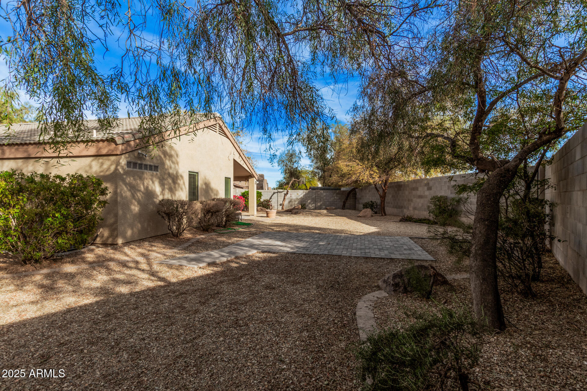 11921 W PORT ROYALE Lane